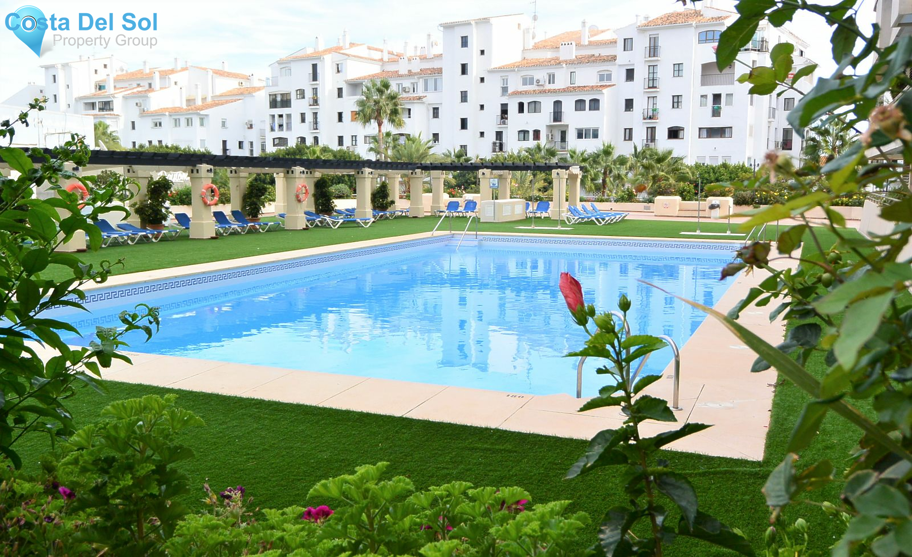 Middle Floor Apartment in Puerto Banús-1139674
