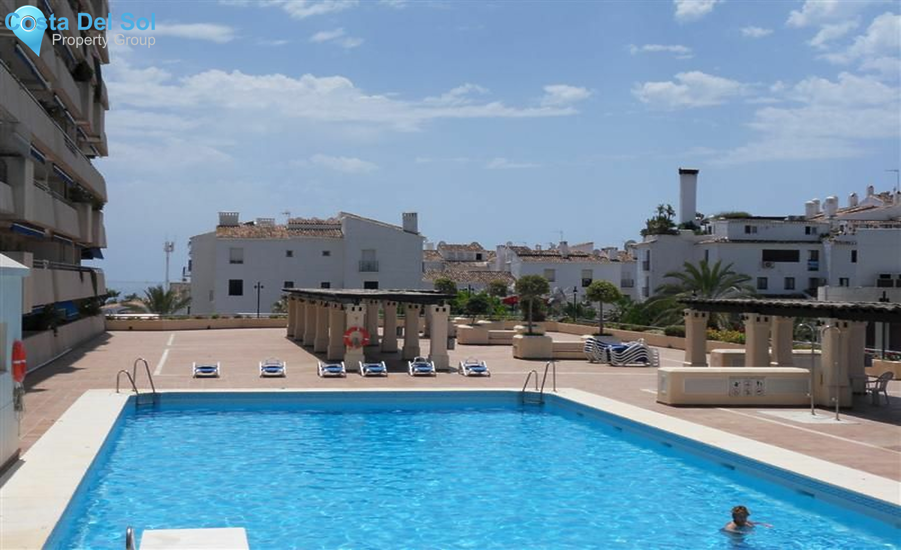 Middle Floor Apartment in Puerto Banús-1147882