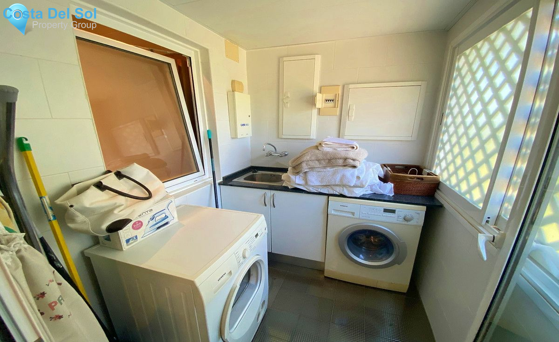 Middle Floor Apartment in Puerto Banús-1163527