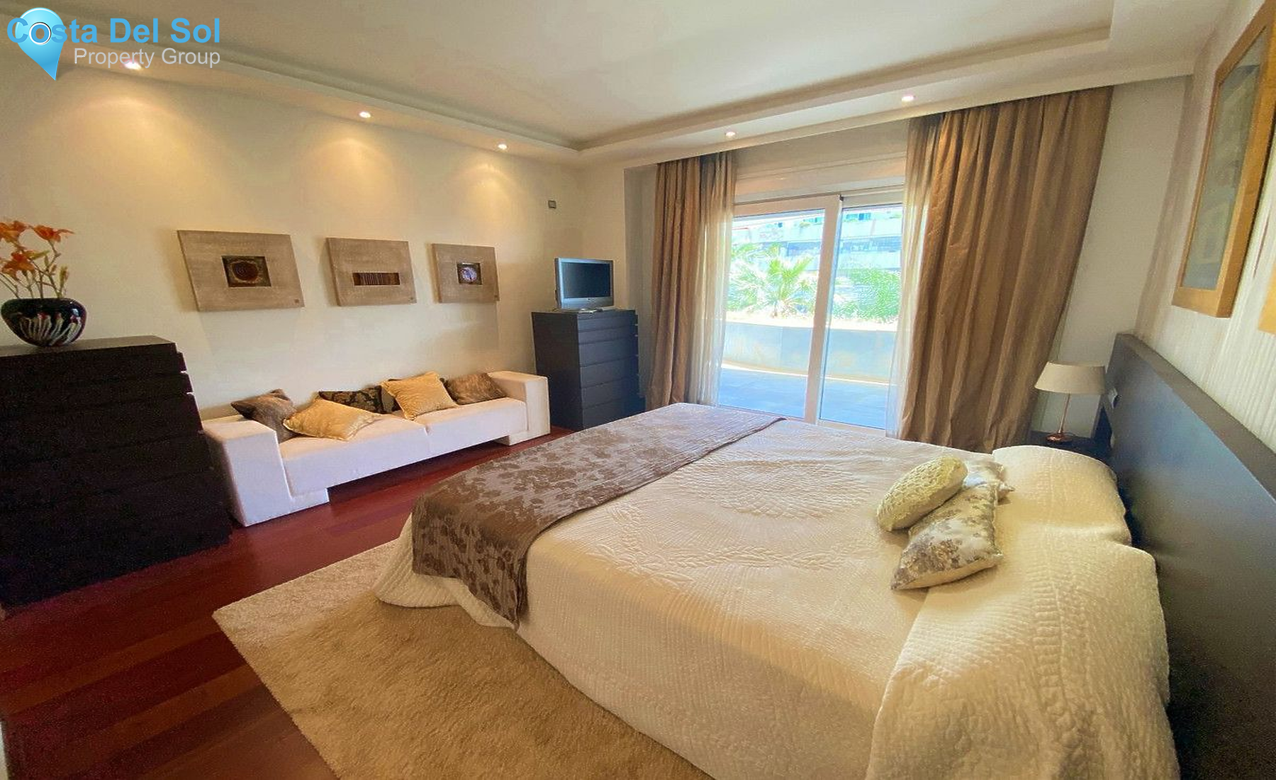 Middle Floor Apartment in Puerto Banús-1163537