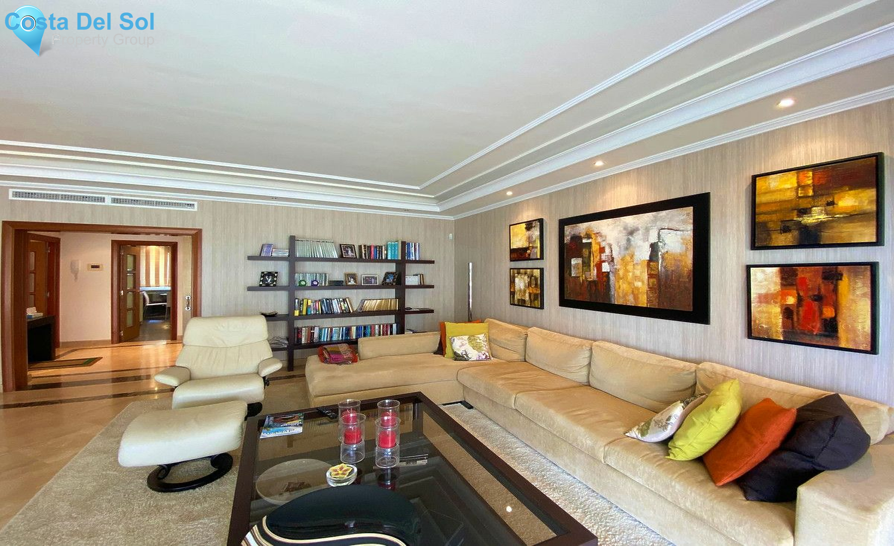Middle Floor Apartment in Puerto Banús-1163524
