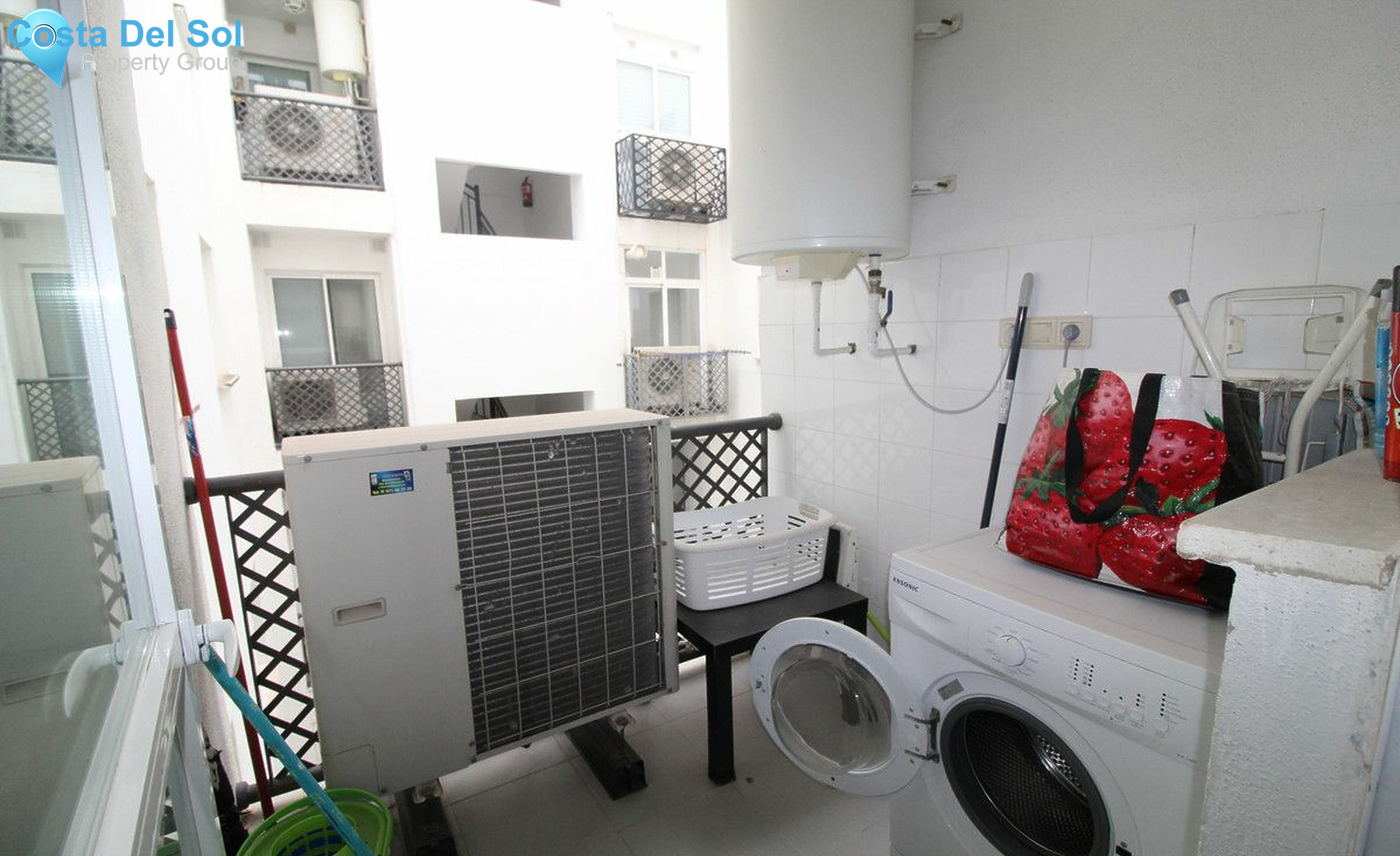 Middle Floor Apartment in Puerto Banús-1163607