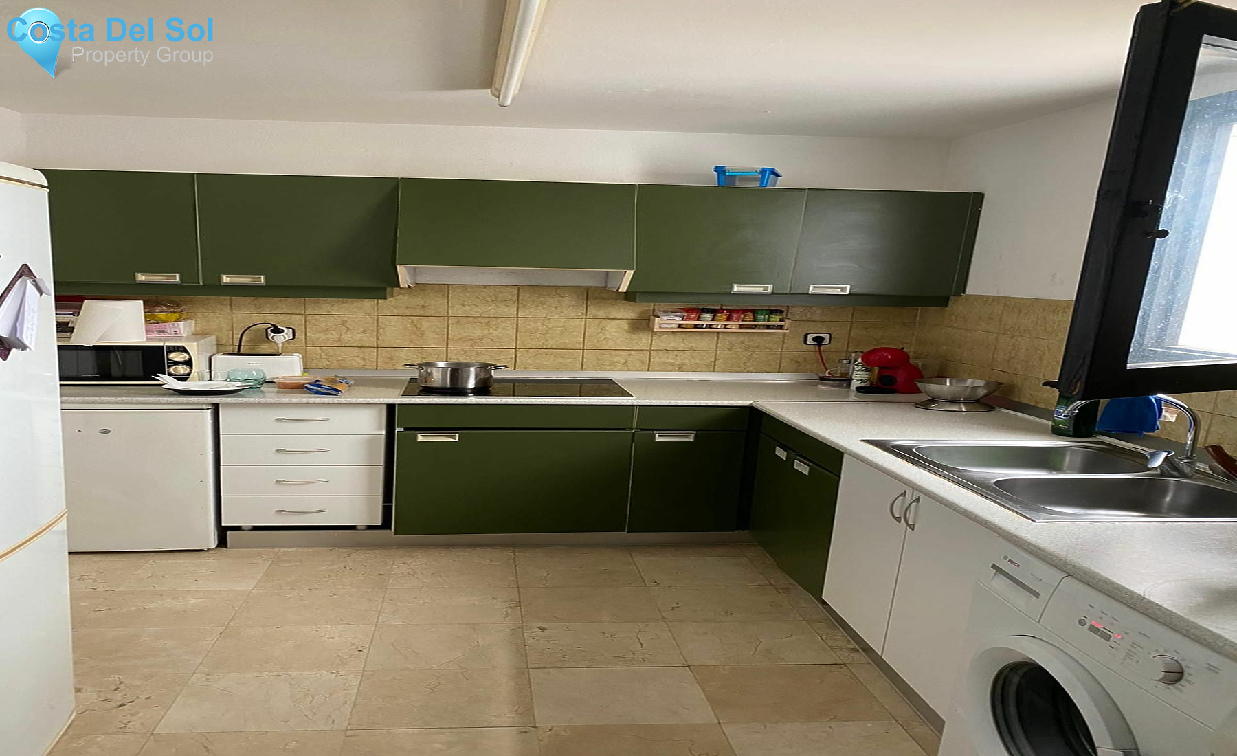 Middle Floor Apartment in Puerto Banús-1168049