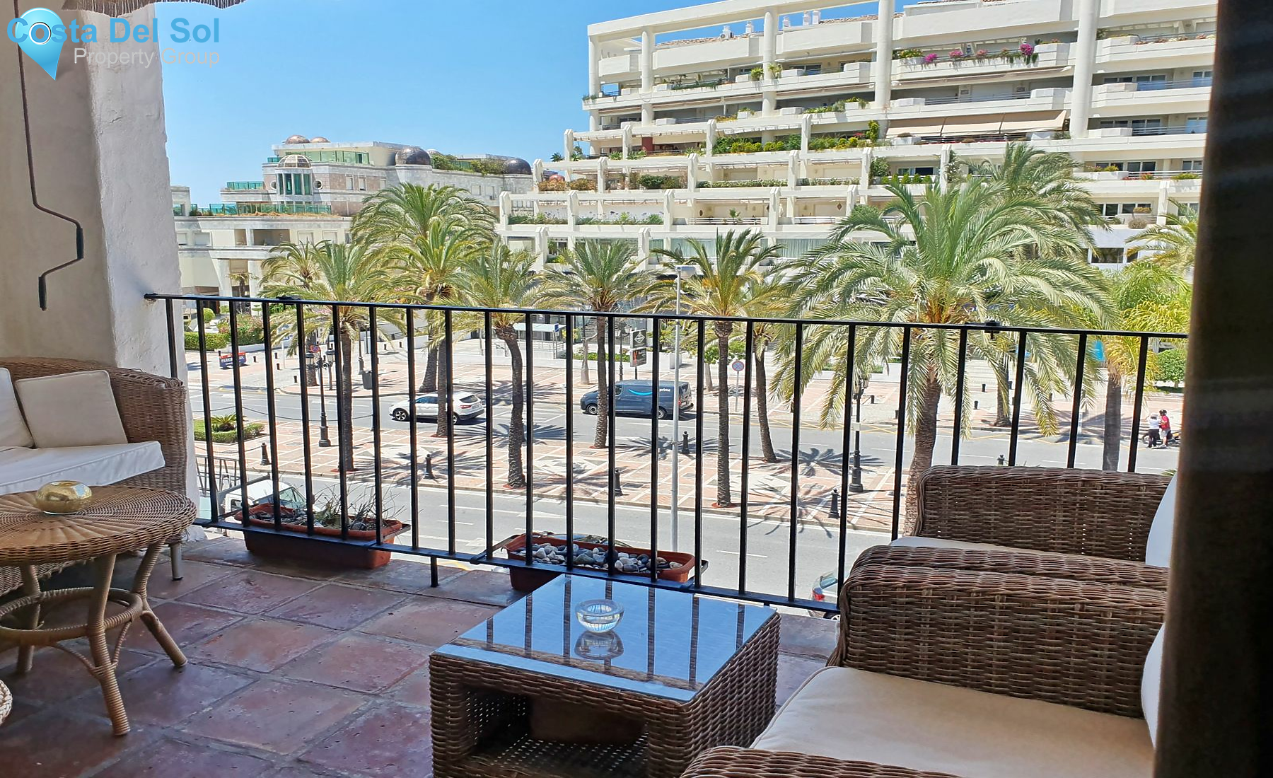 Middle Floor Apartment in Puerto Banús-1174573