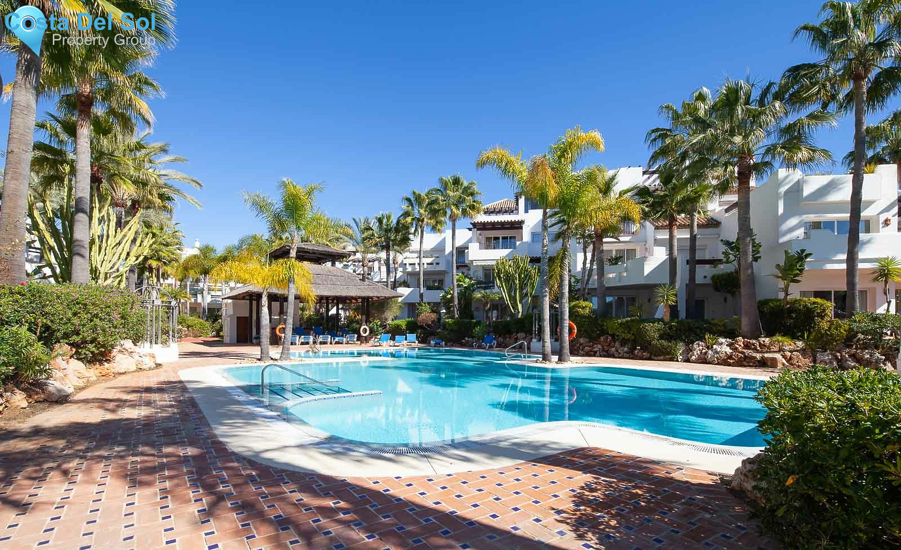 Middle Floor Apartment in Puerto Banús-1178511