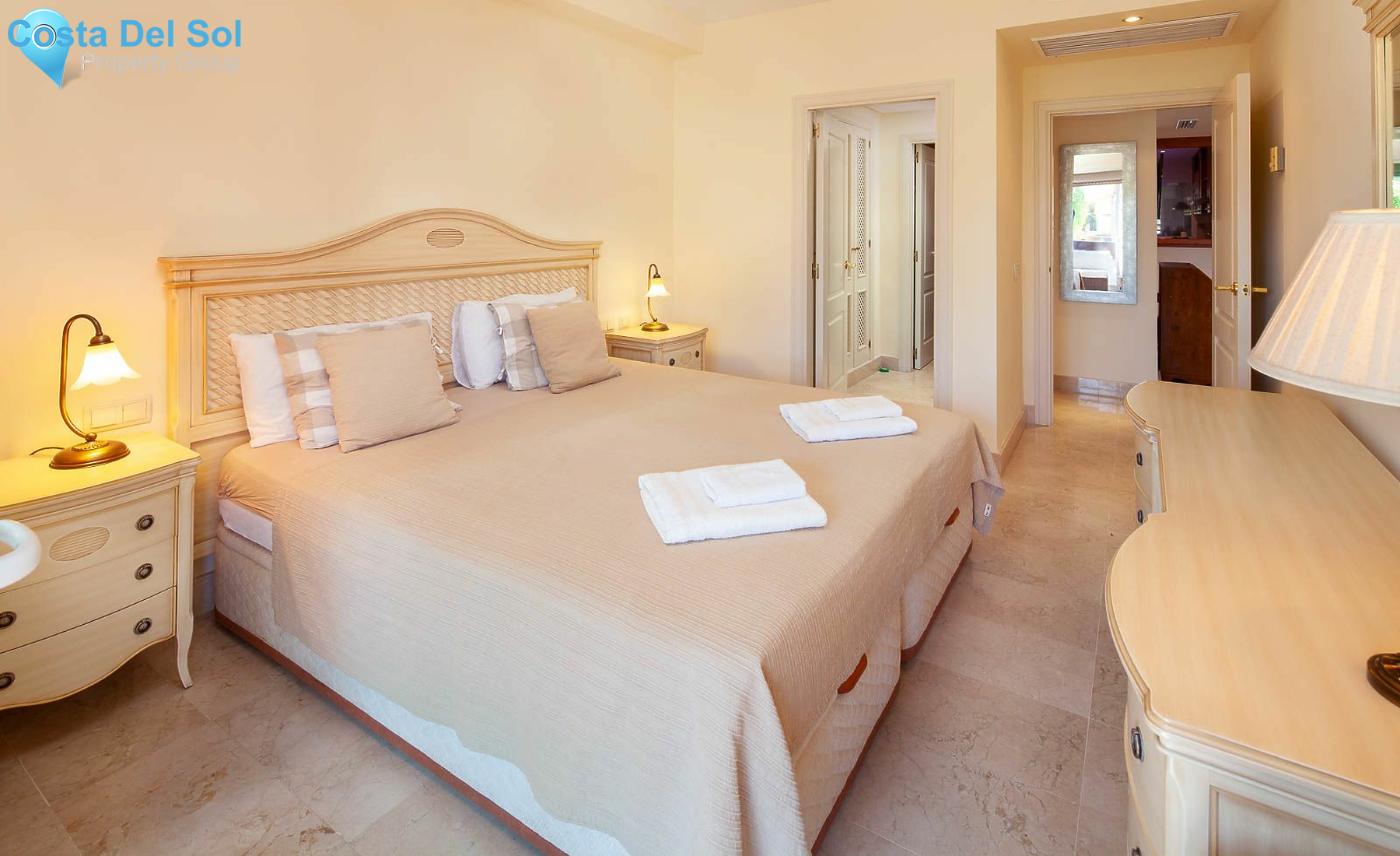 Middle Floor Apartment in Puerto Banús-1178500