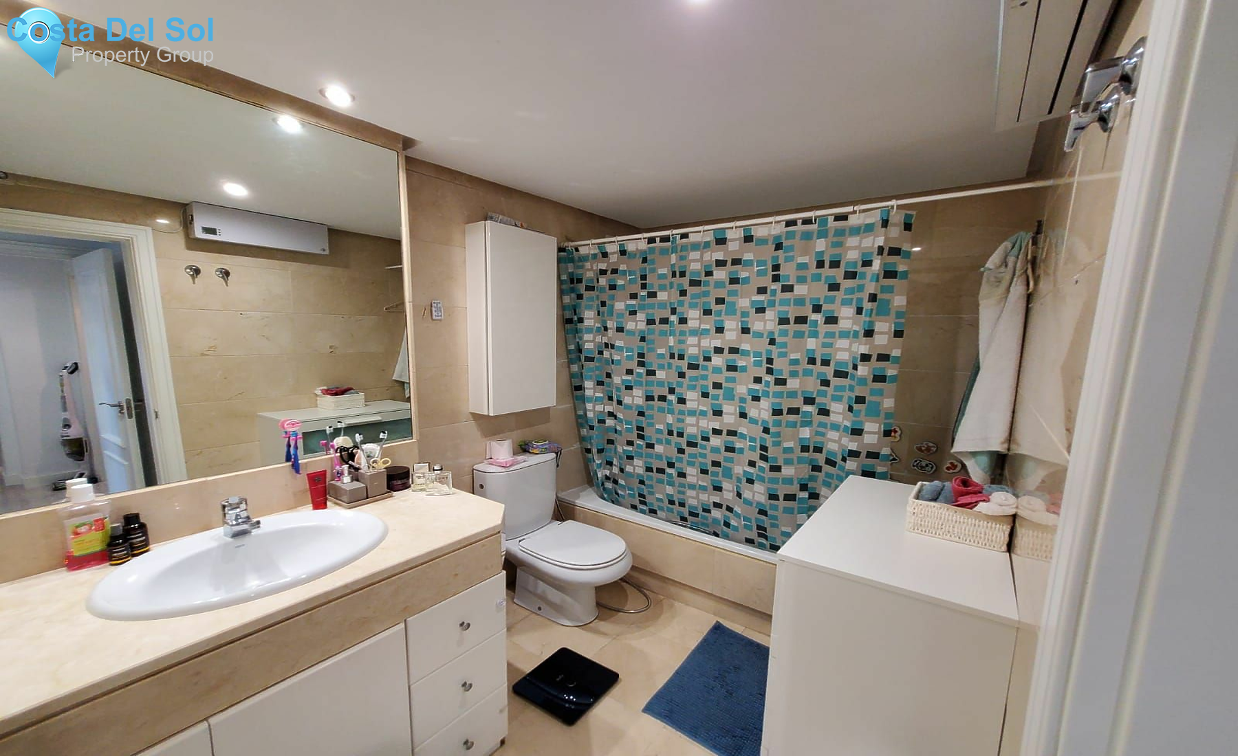 Middle Floor Apartment in Puerto Banús-1178659