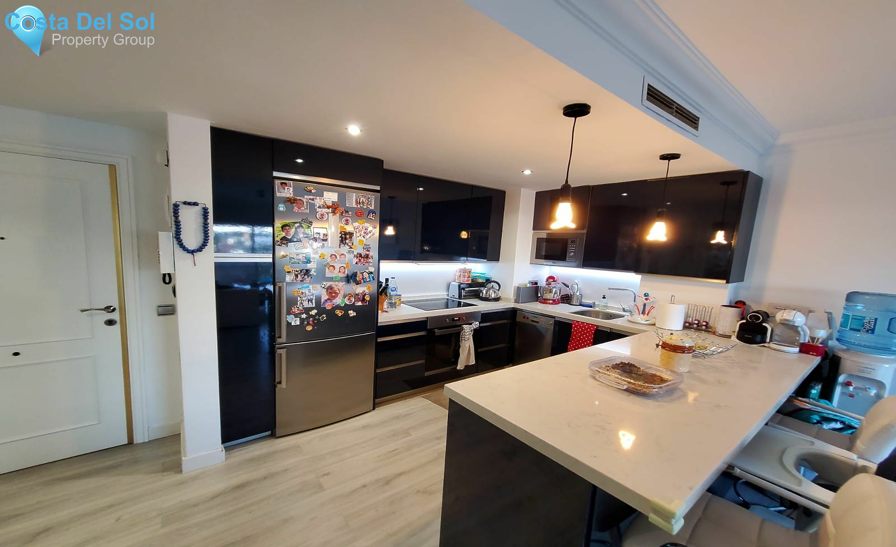 Middle Floor Apartment in Puerto Banús-1178660
