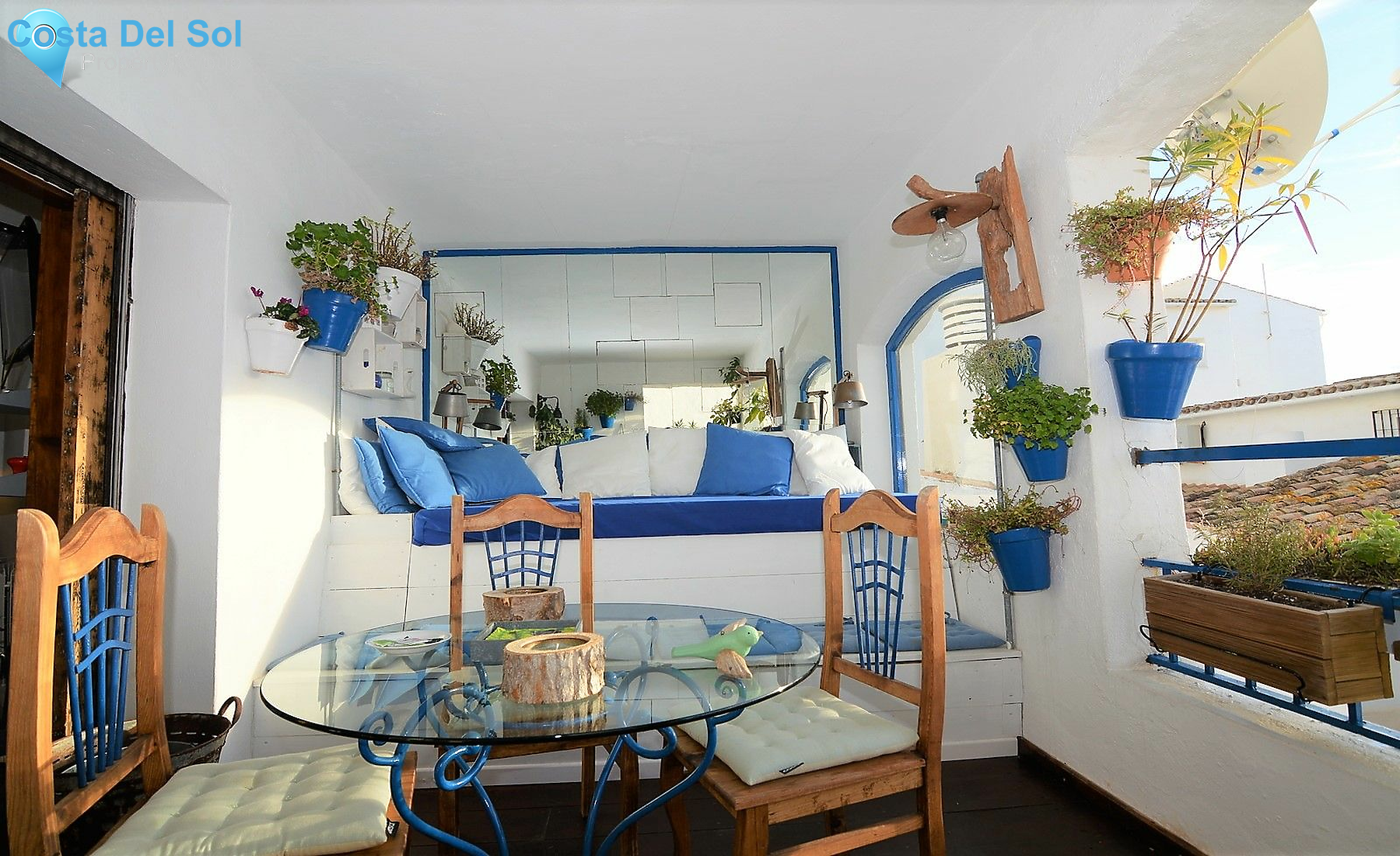 Middle Floor Apartment in Puerto Banús-1179008