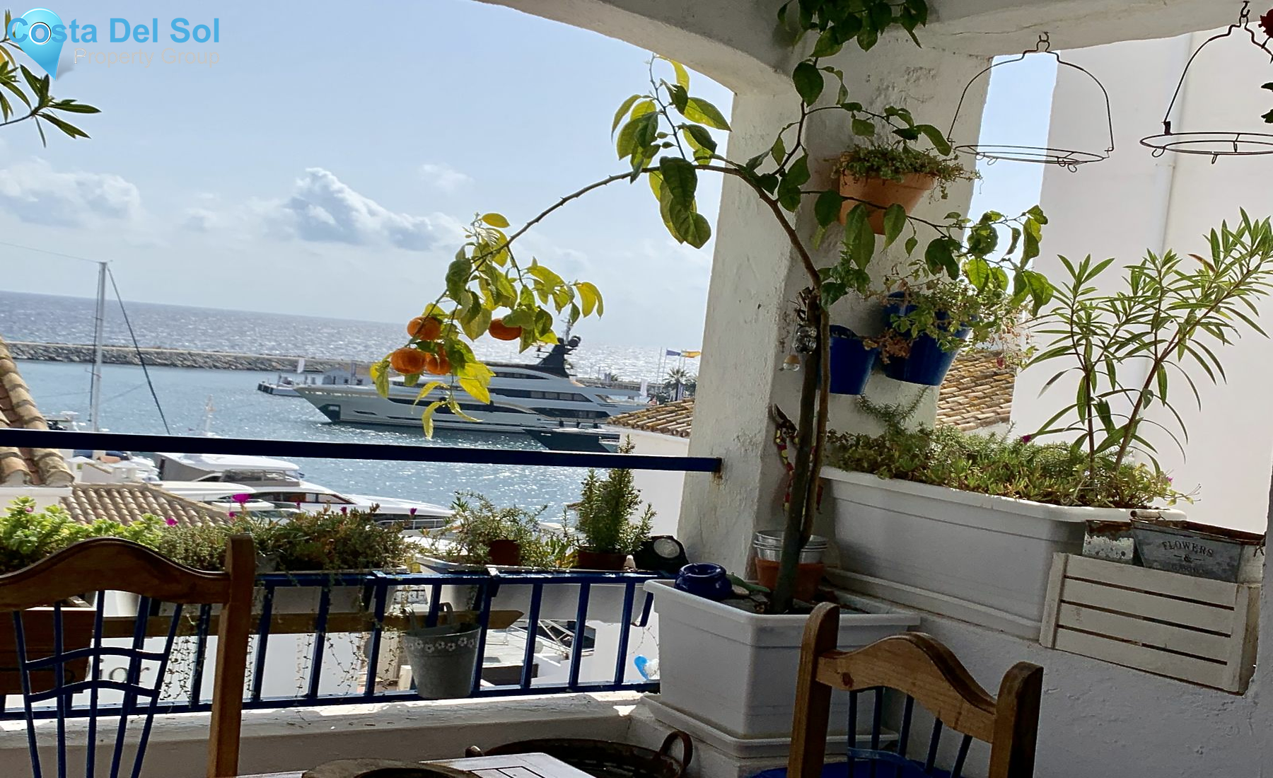 Middle Floor Apartment in Puerto Banús-1185477