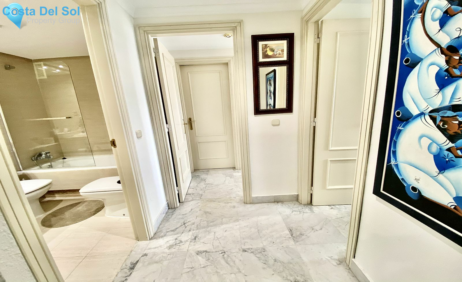 Middle Floor Apartment in Puerto Banús-1193196
