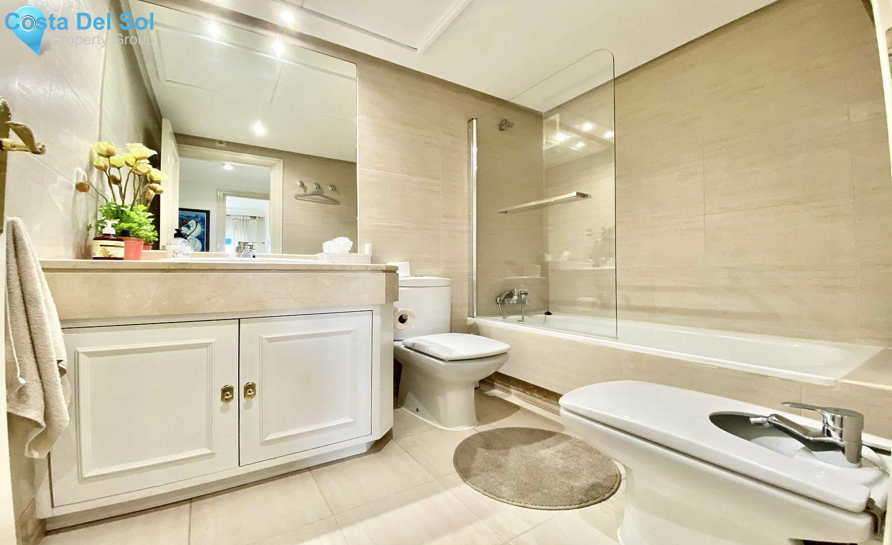 Middle Floor Apartment in Puerto Banús-1193199