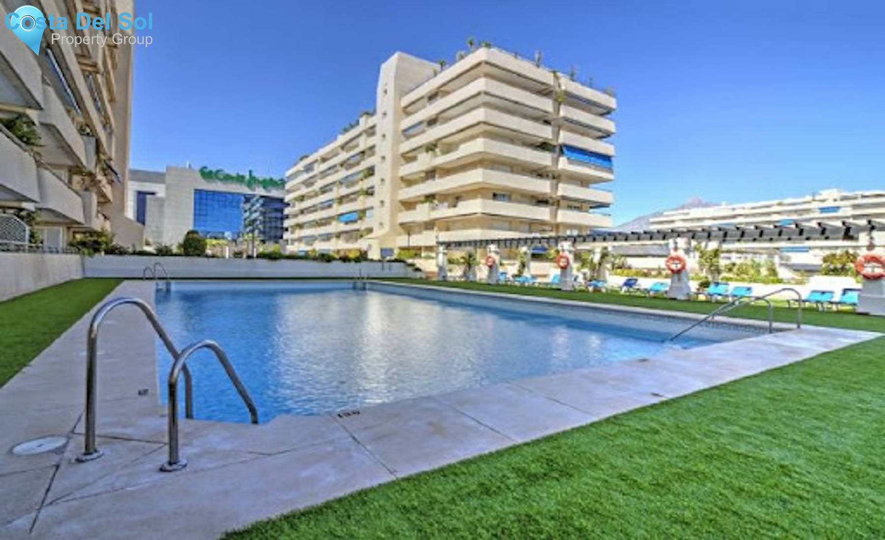 Middle Floor Apartment in Puerto Banús-1193203
