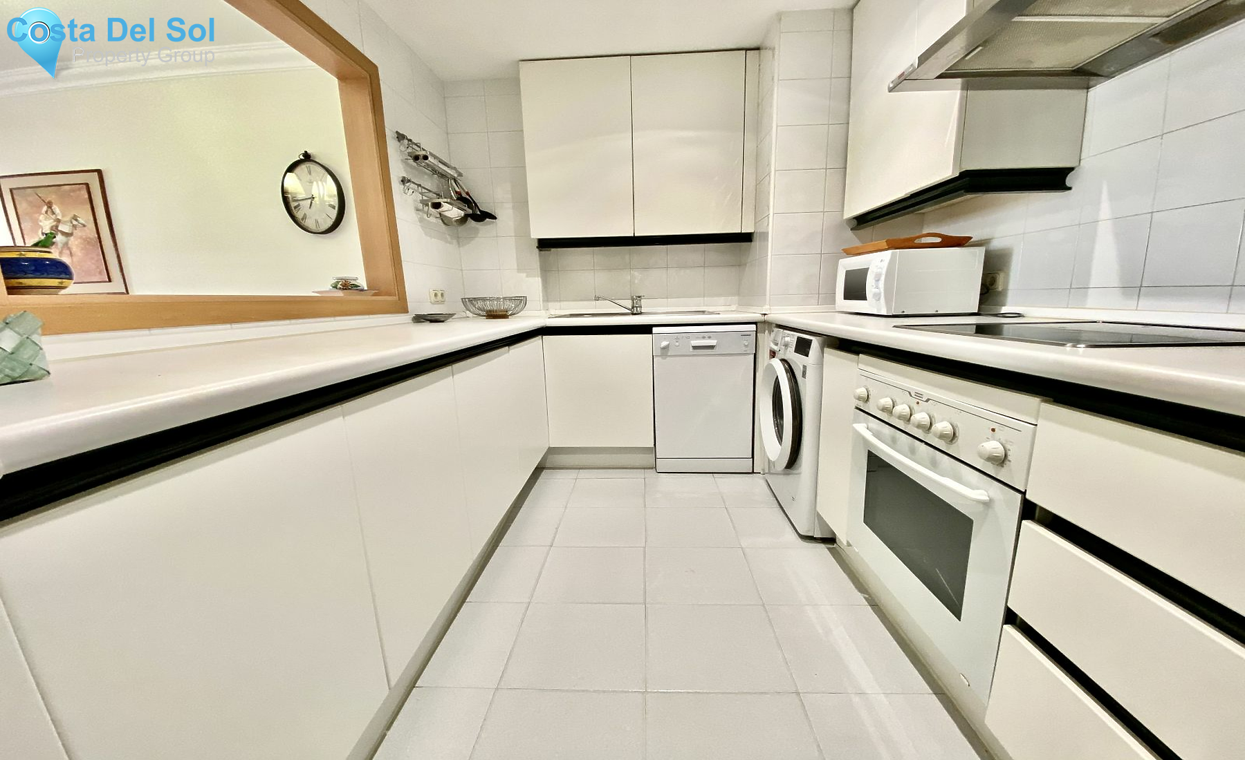 Middle Floor Apartment in Puerto Banús-1193189