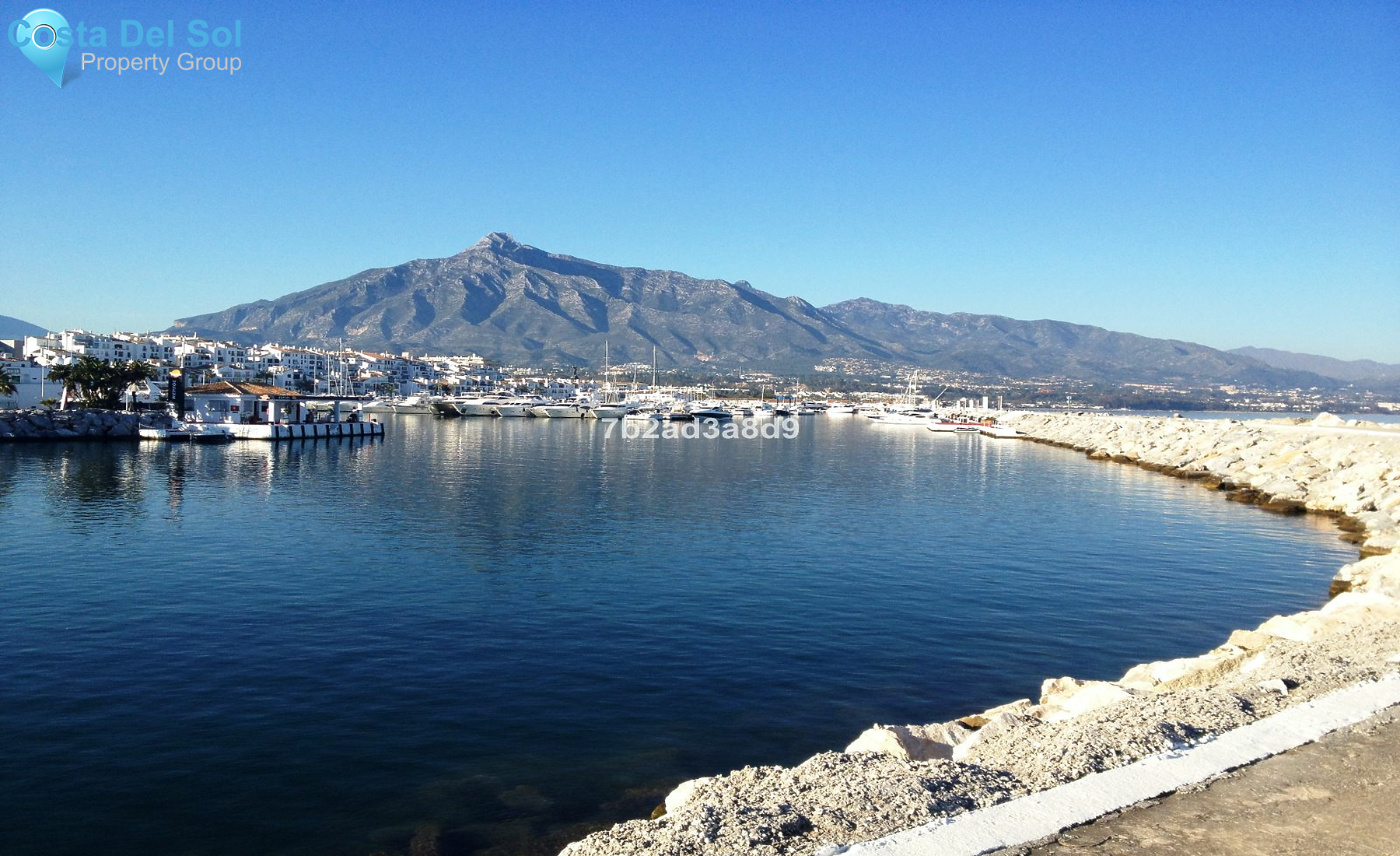 Middle Floor Apartment in Puerto Banús-1206532