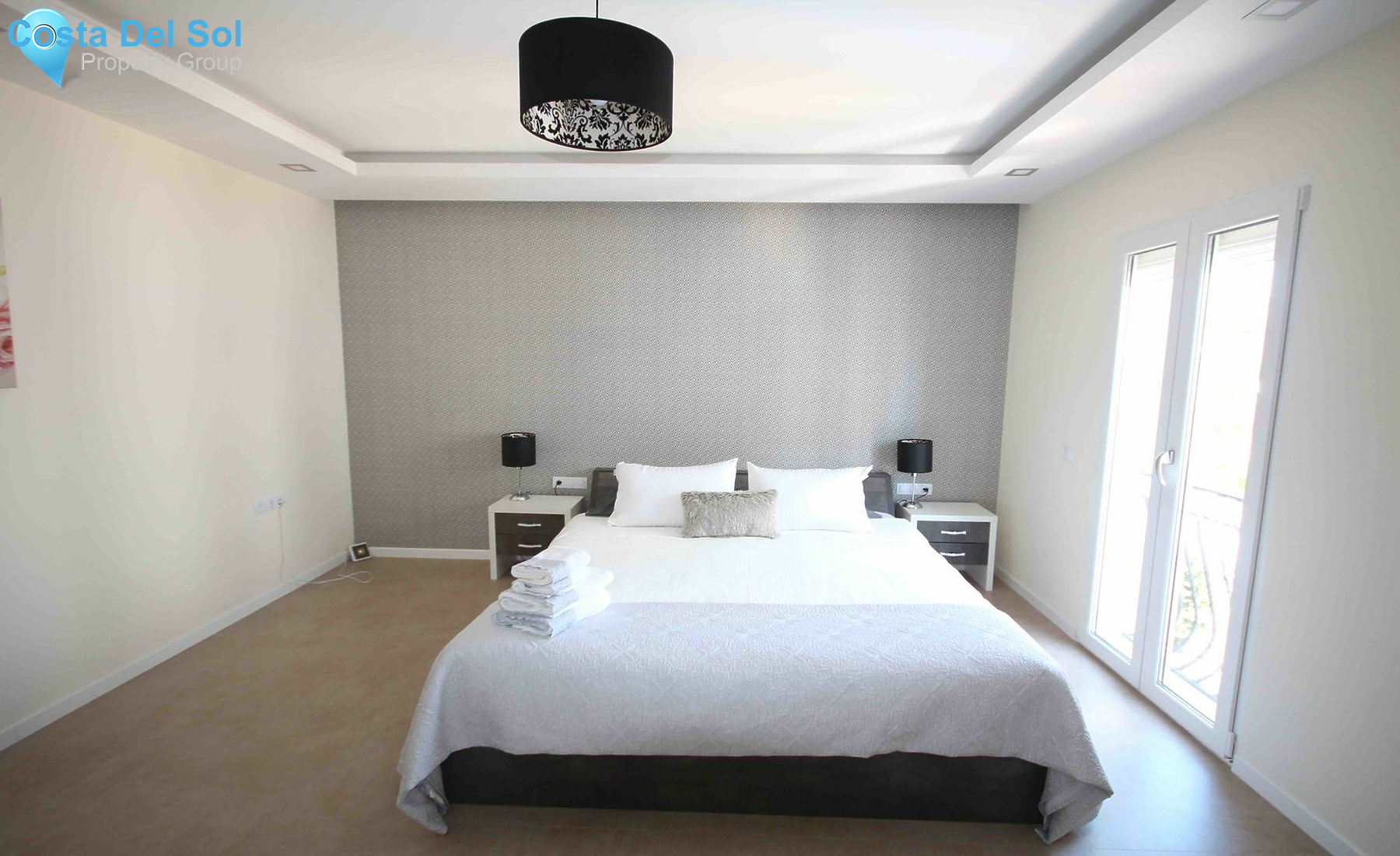 Middle Floor Apartment in Puerto Banús-1206864