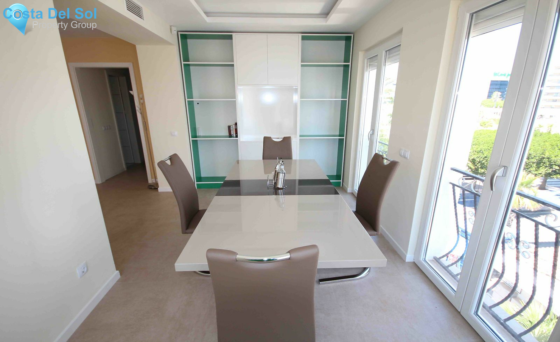 Middle Floor Apartment in Puerto Banús-1206858