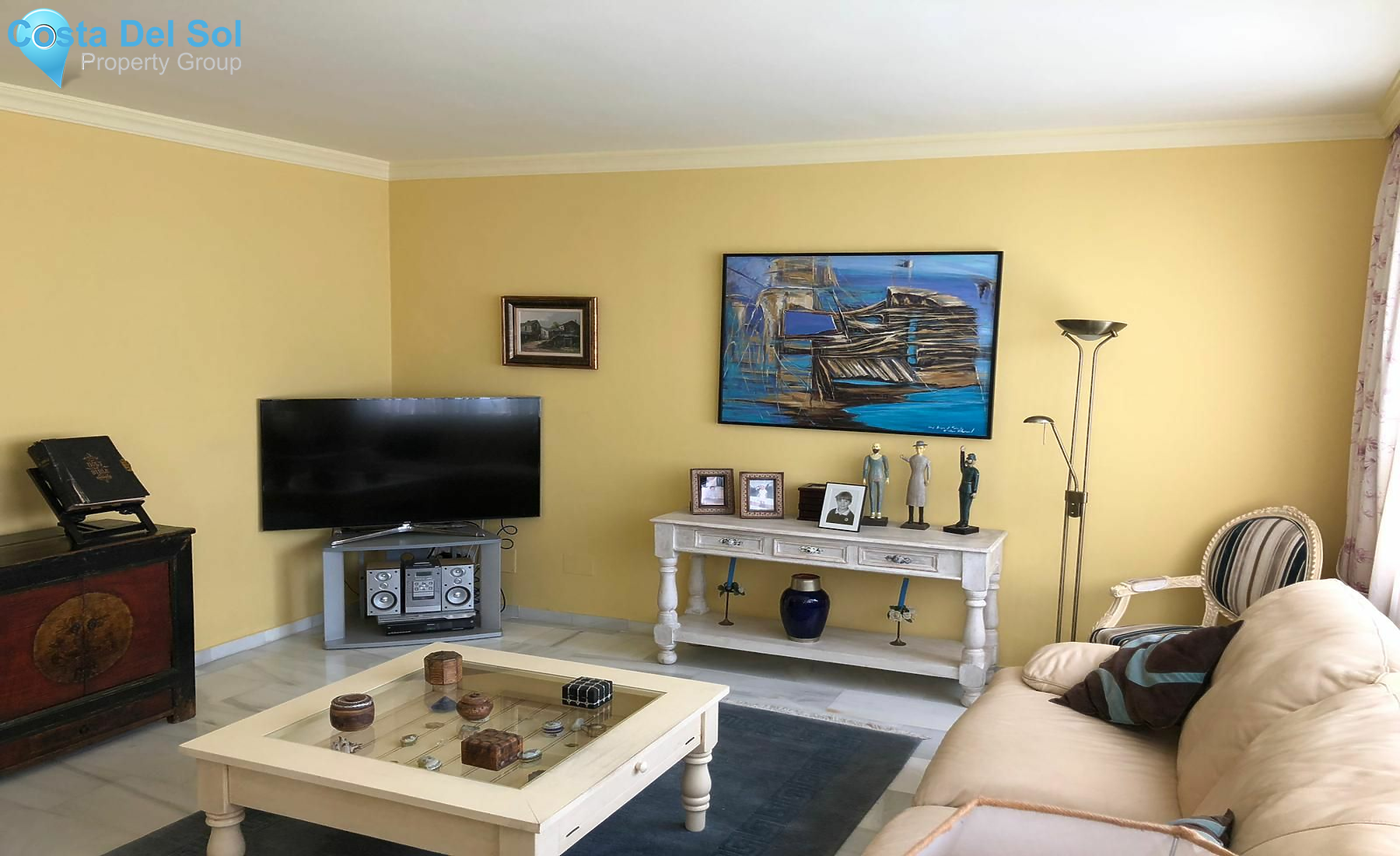 Middle Floor Apartment in Puerto Banús-1207874