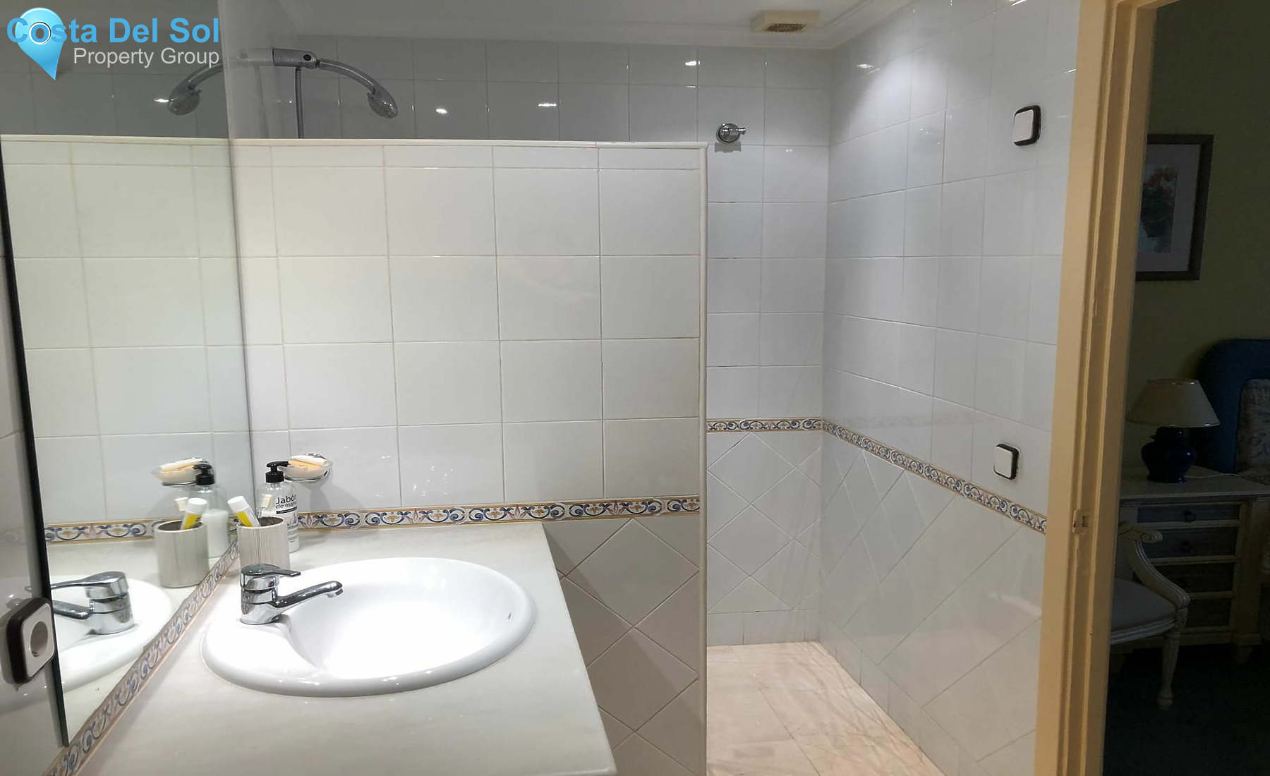 Middle Floor Apartment in Puerto Banús-1207881