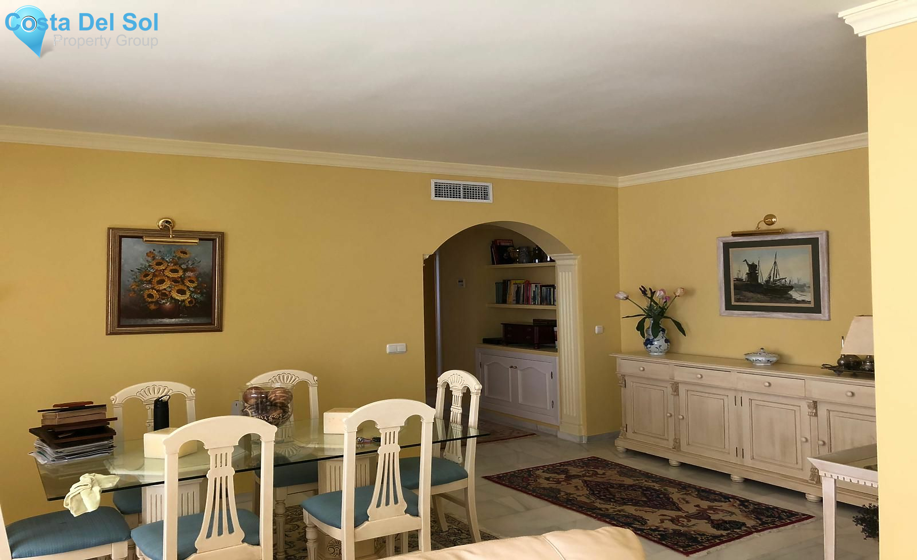 Middle Floor Apartment in Puerto Banús-1207883