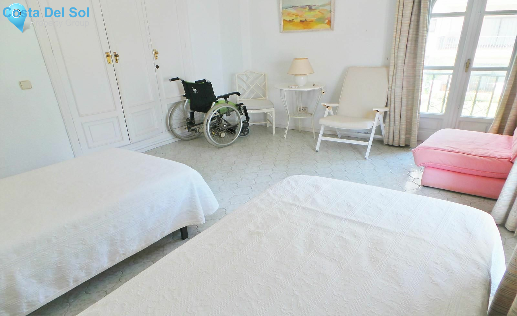Middle Floor Apartment in Puerto Banús-1207915