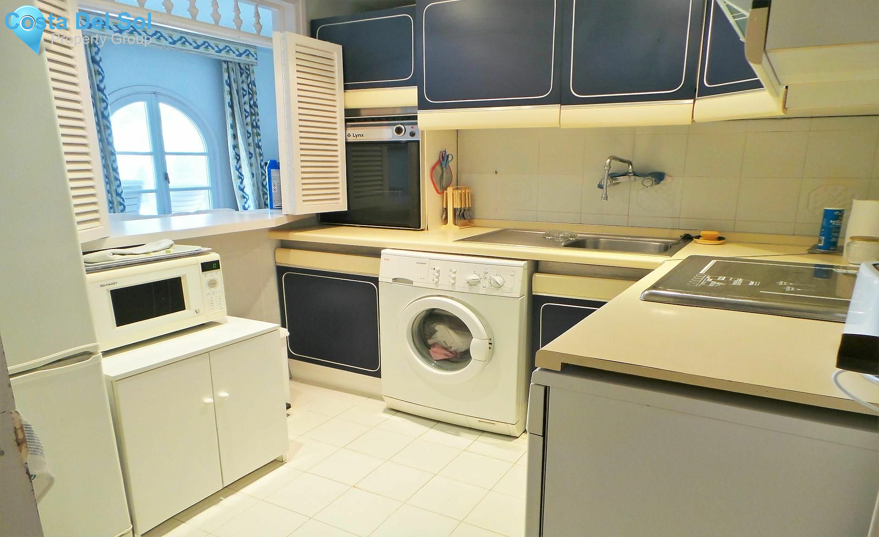 Middle Floor Apartment in Puerto Banús-1207904