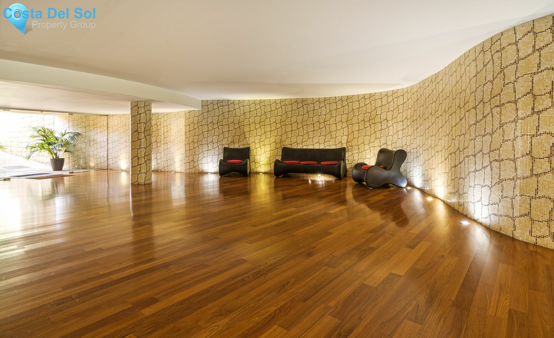 Middle Floor Apartment in Puerto Banús-1208328