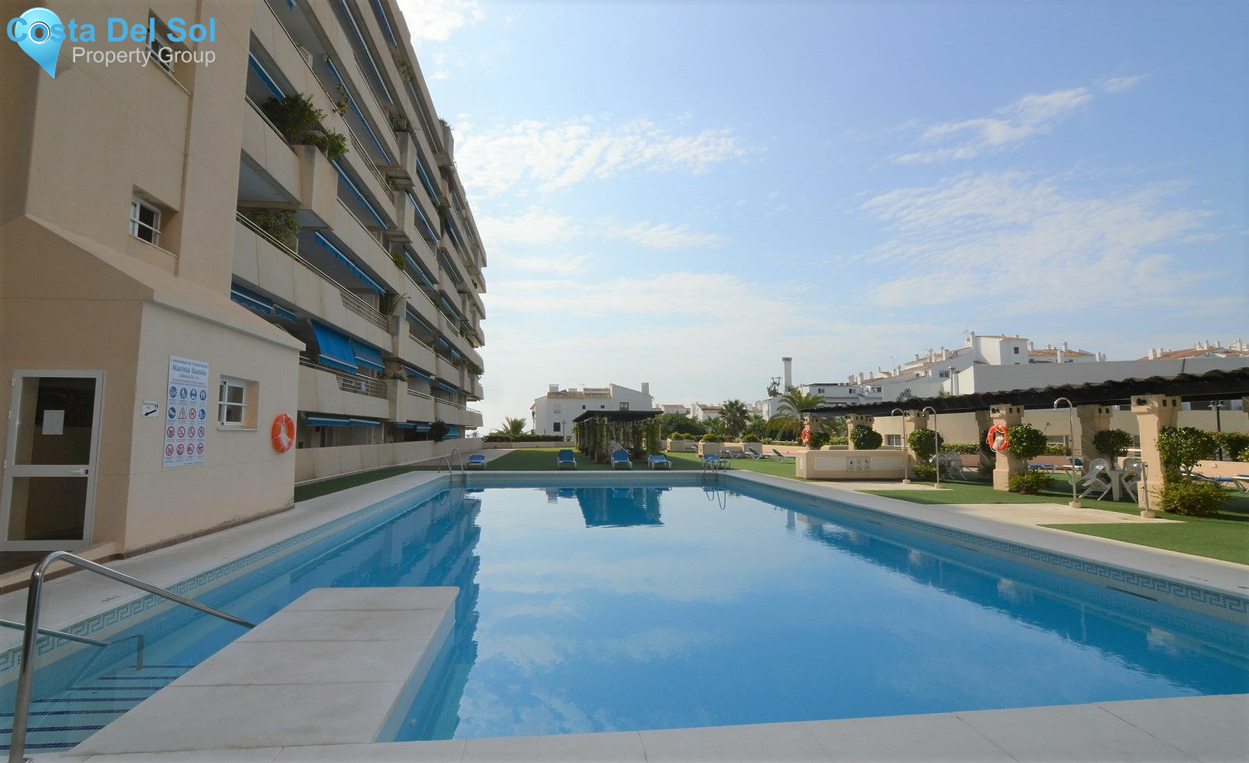 Middle Floor Apartment in Puerto Banús
