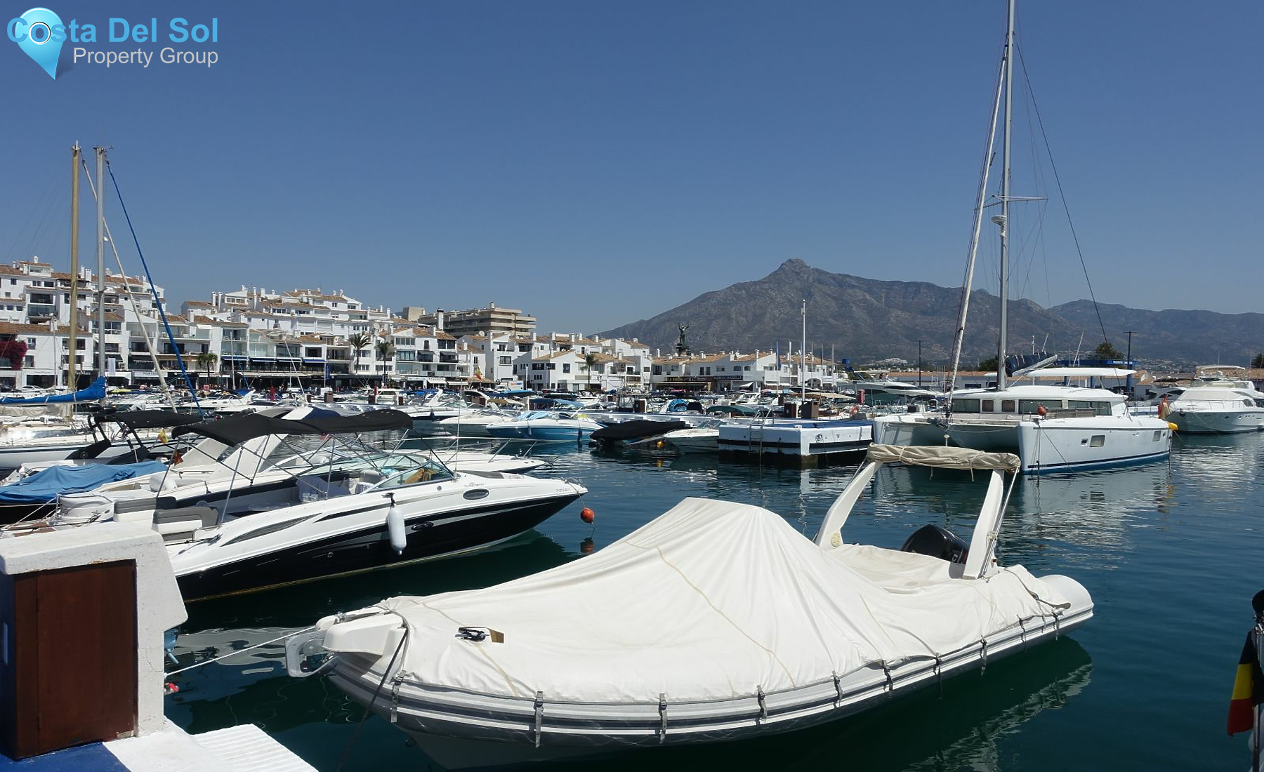 Middle Floor Apartment in Puerto Banús-1209663