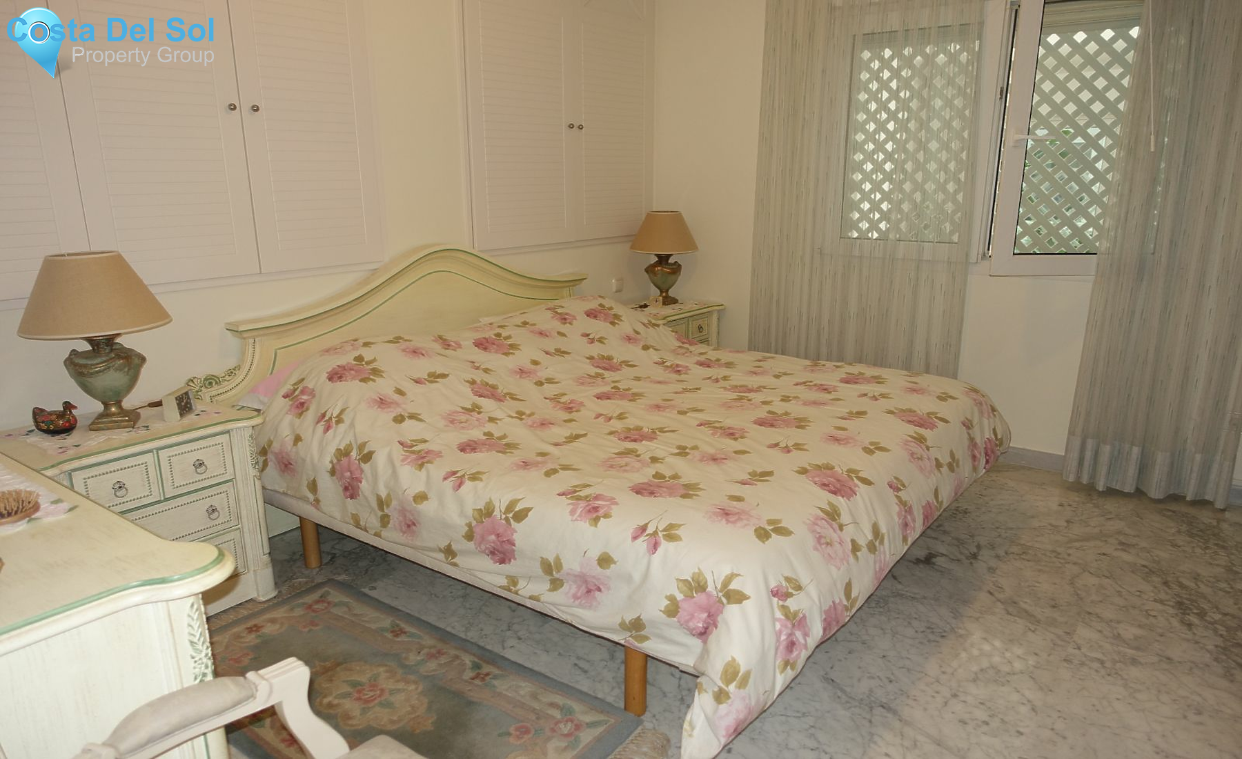 Middle Floor Apartment in Puerto Banús-1210234