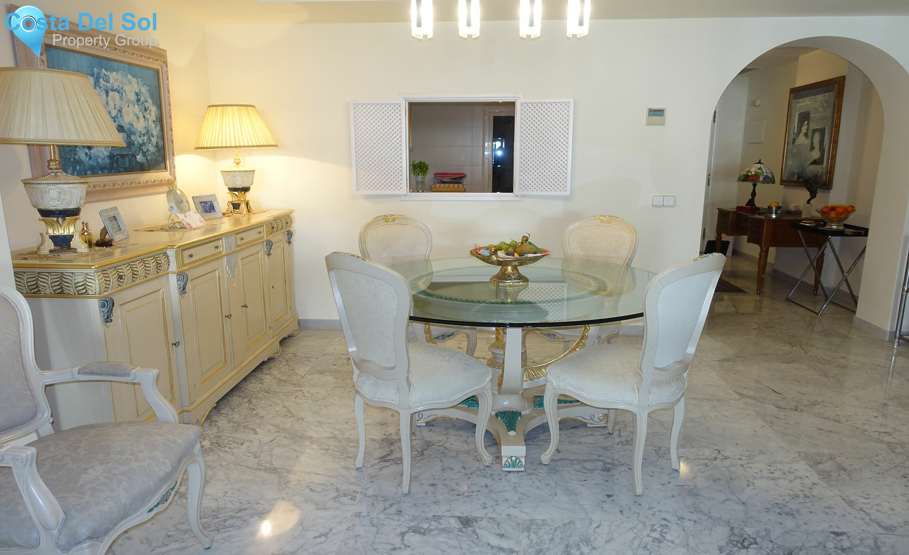 Middle Floor Apartment in Puerto Banús-1210235