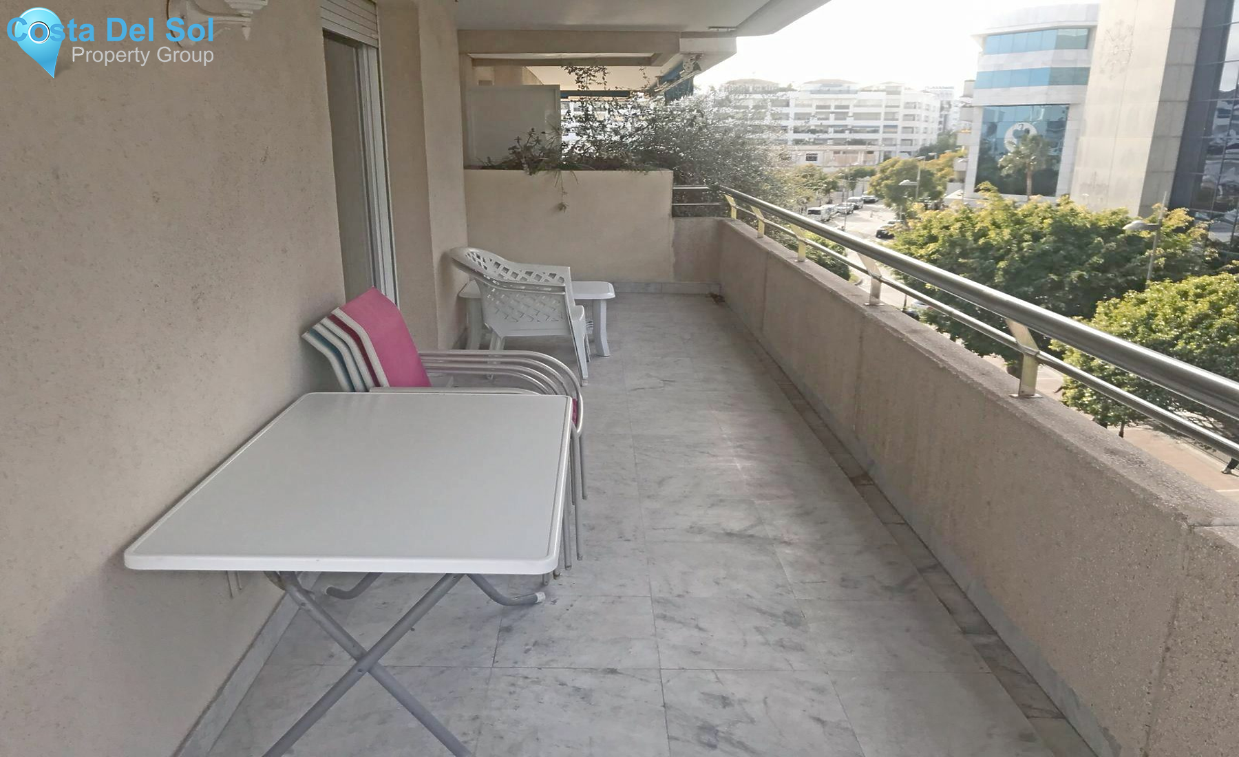 Middle Floor Apartment in Puerto Banús-1211680