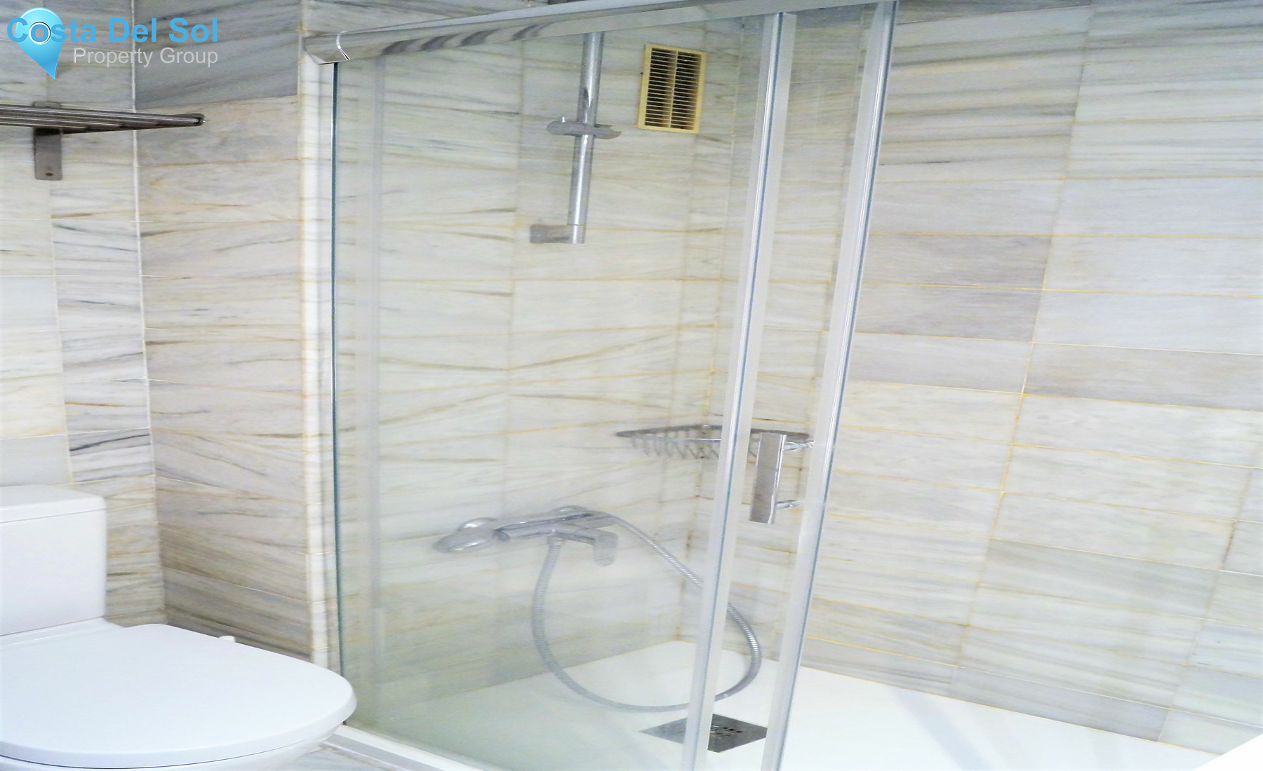 Middle Floor Apartment in Puerto Banús-1214614