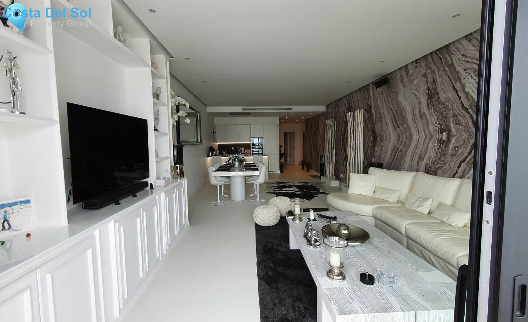 Middle Floor Apartment in Puerto Banús-1215814