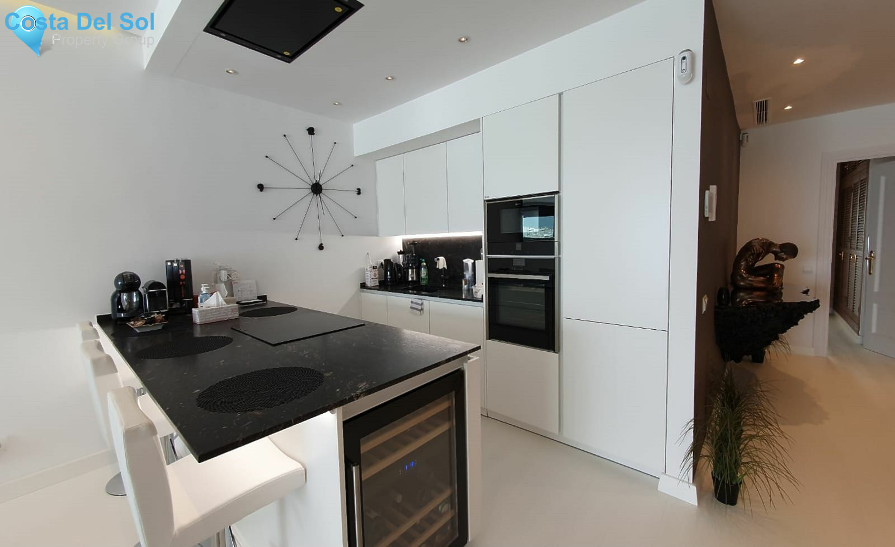 Middle Floor Apartment in Puerto Banús-1215807