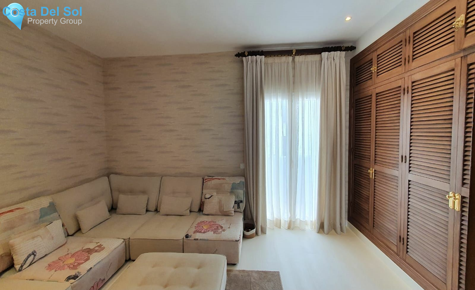 Middle Floor Apartment in Puerto Banús-1215811