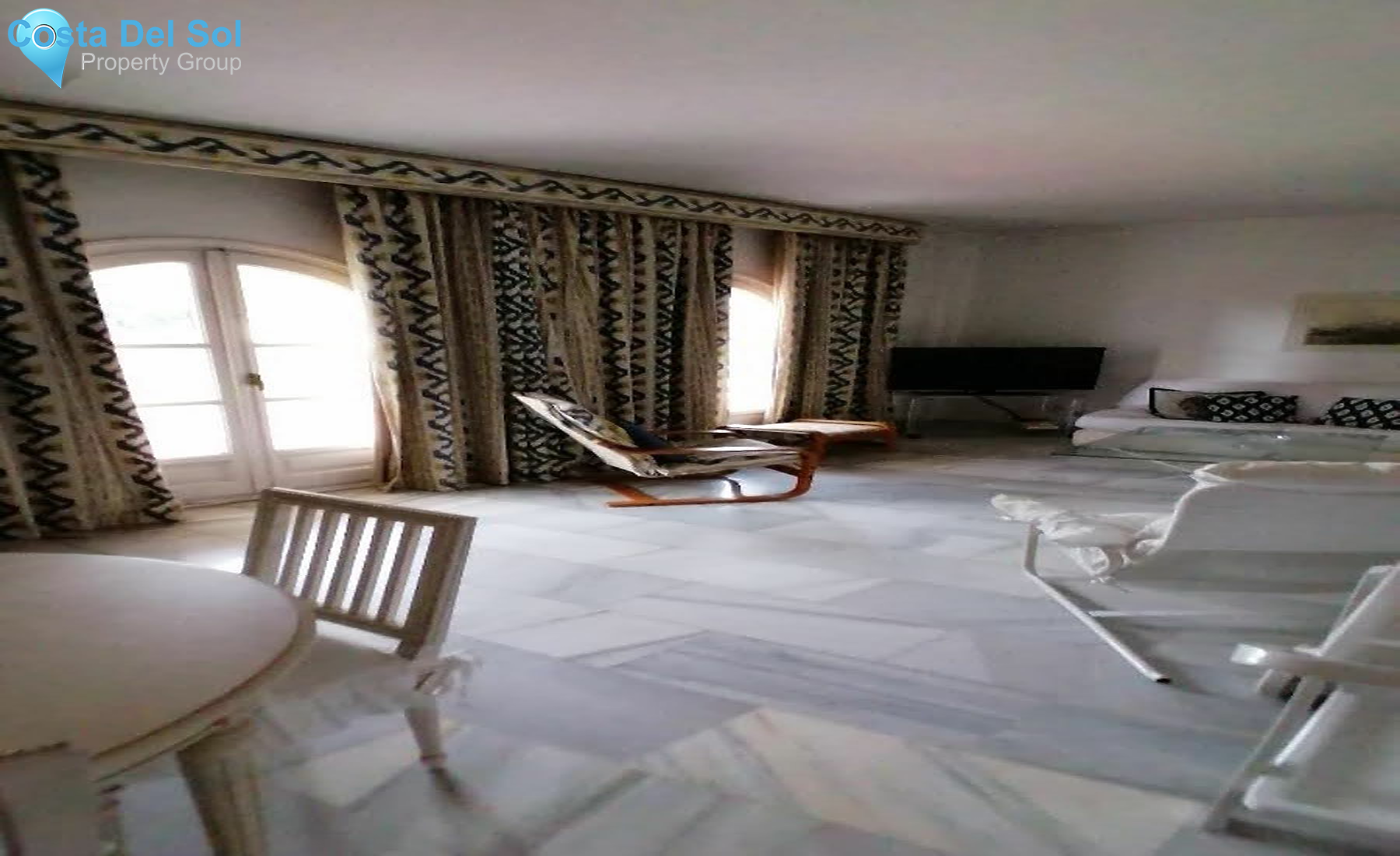 Middle Floor Apartment in Puerto Banús-1216477