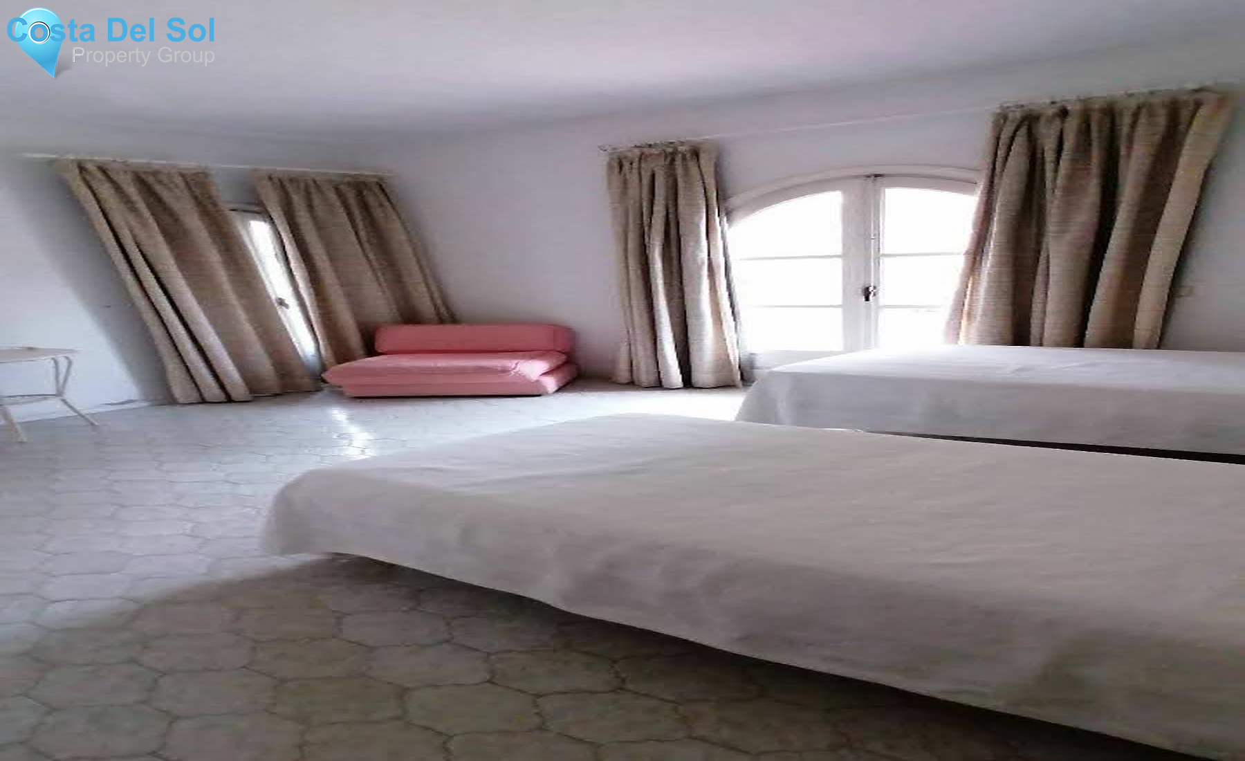 Middle Floor Apartment in Puerto Banús-1216486