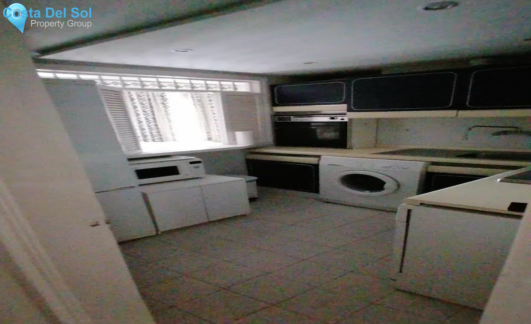 Middle Floor Apartment in Puerto Banús-1216479