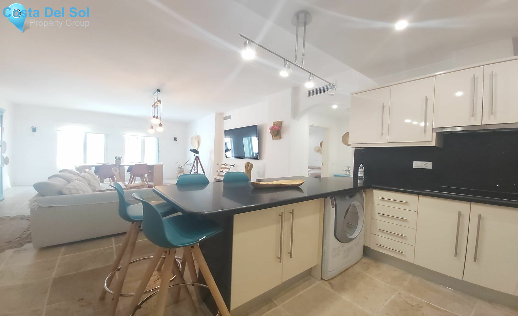 Middle Floor Apartment in Puerto Banús-1219693