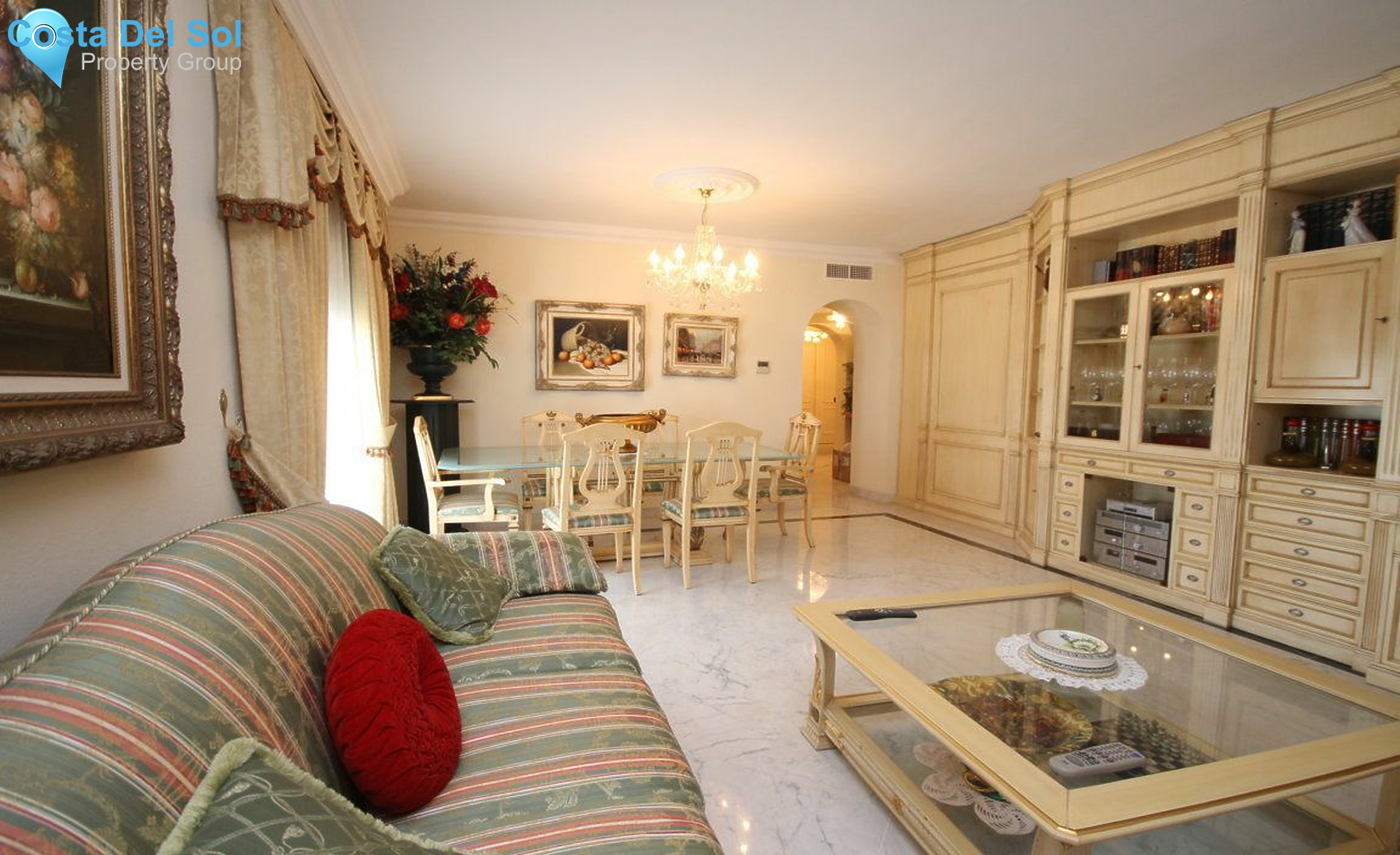 Middle Floor Apartment in Puerto Banús-1221007
