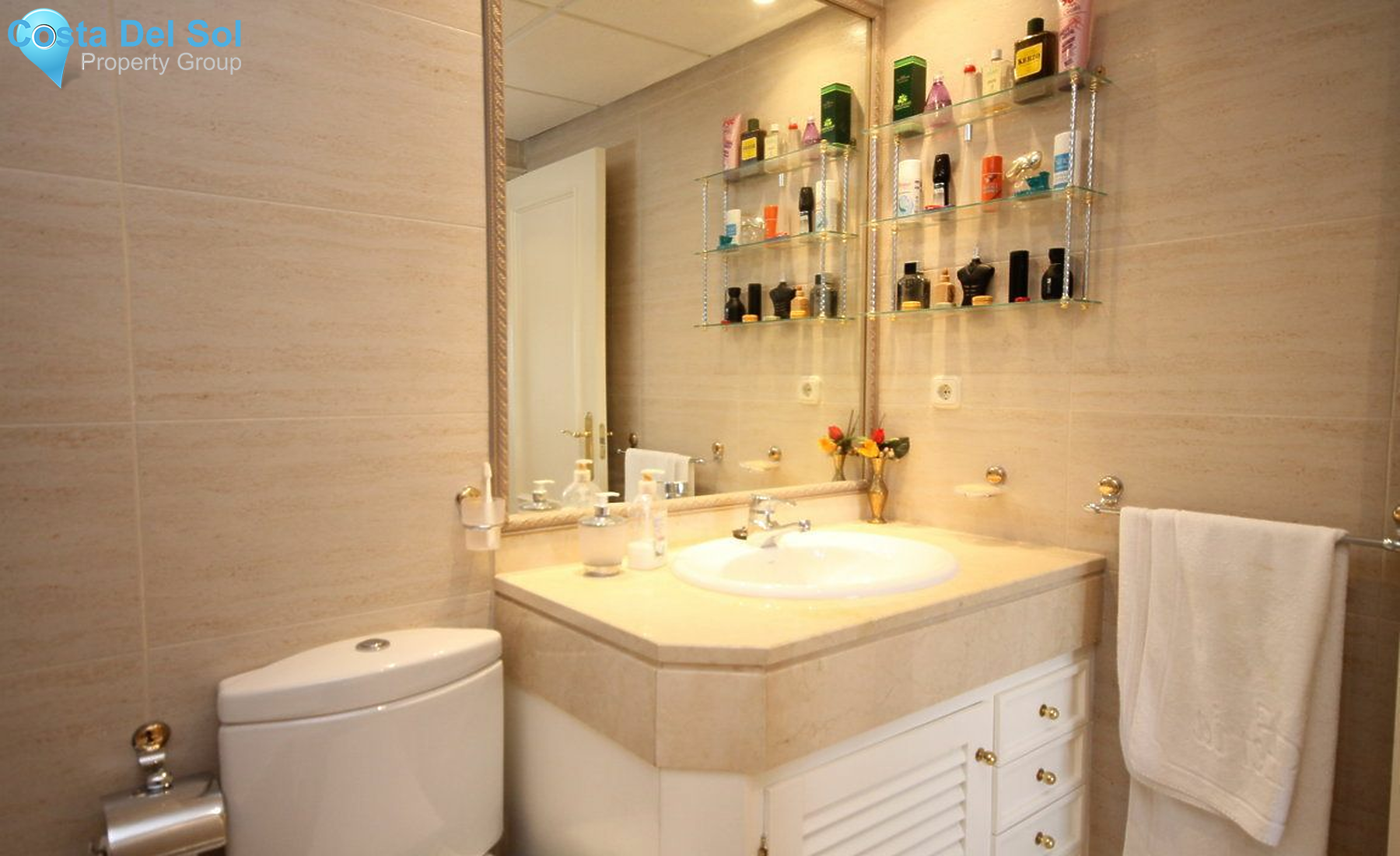 Middle Floor Apartment in Puerto Banús-1220998