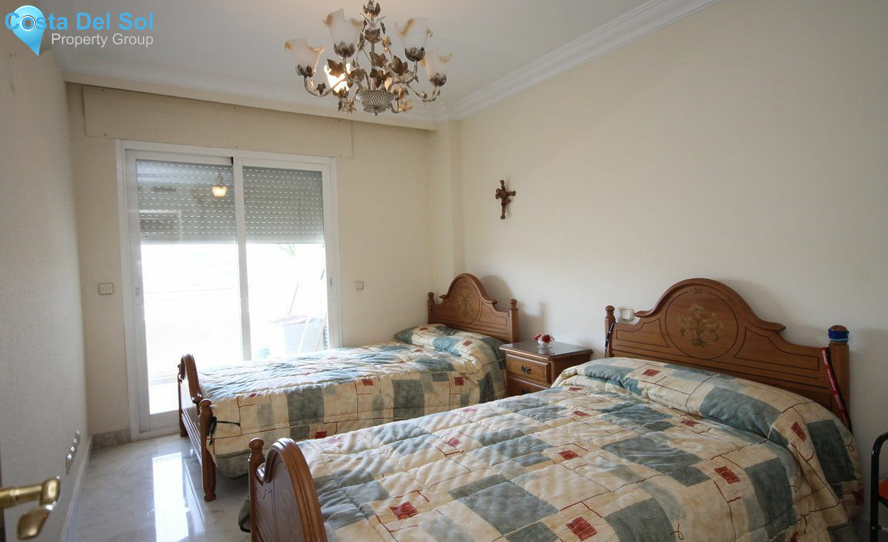 Middle Floor Apartment in Puerto Banús-1220999
