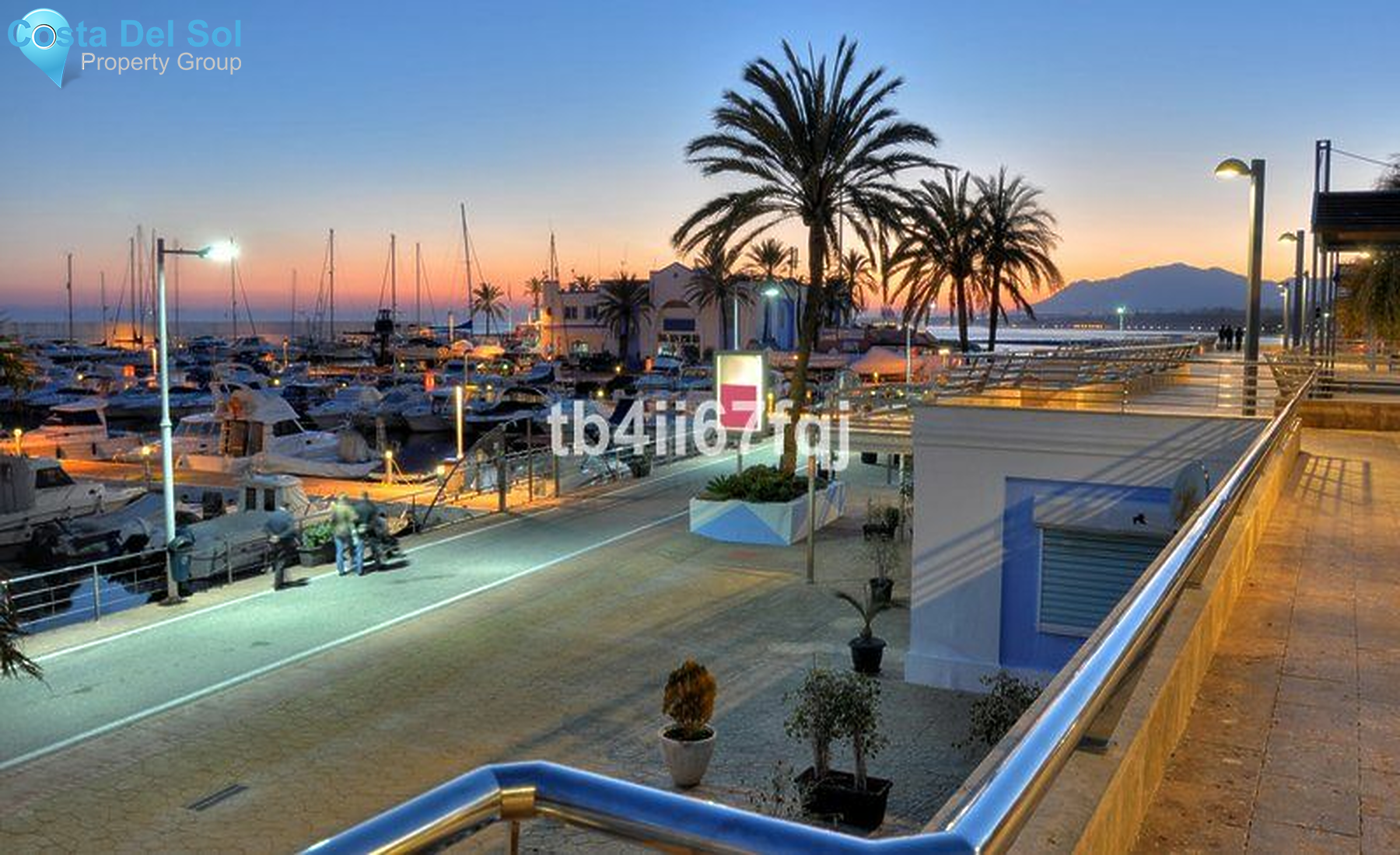 Middle Floor Apartment in Puerto Banús-1222774