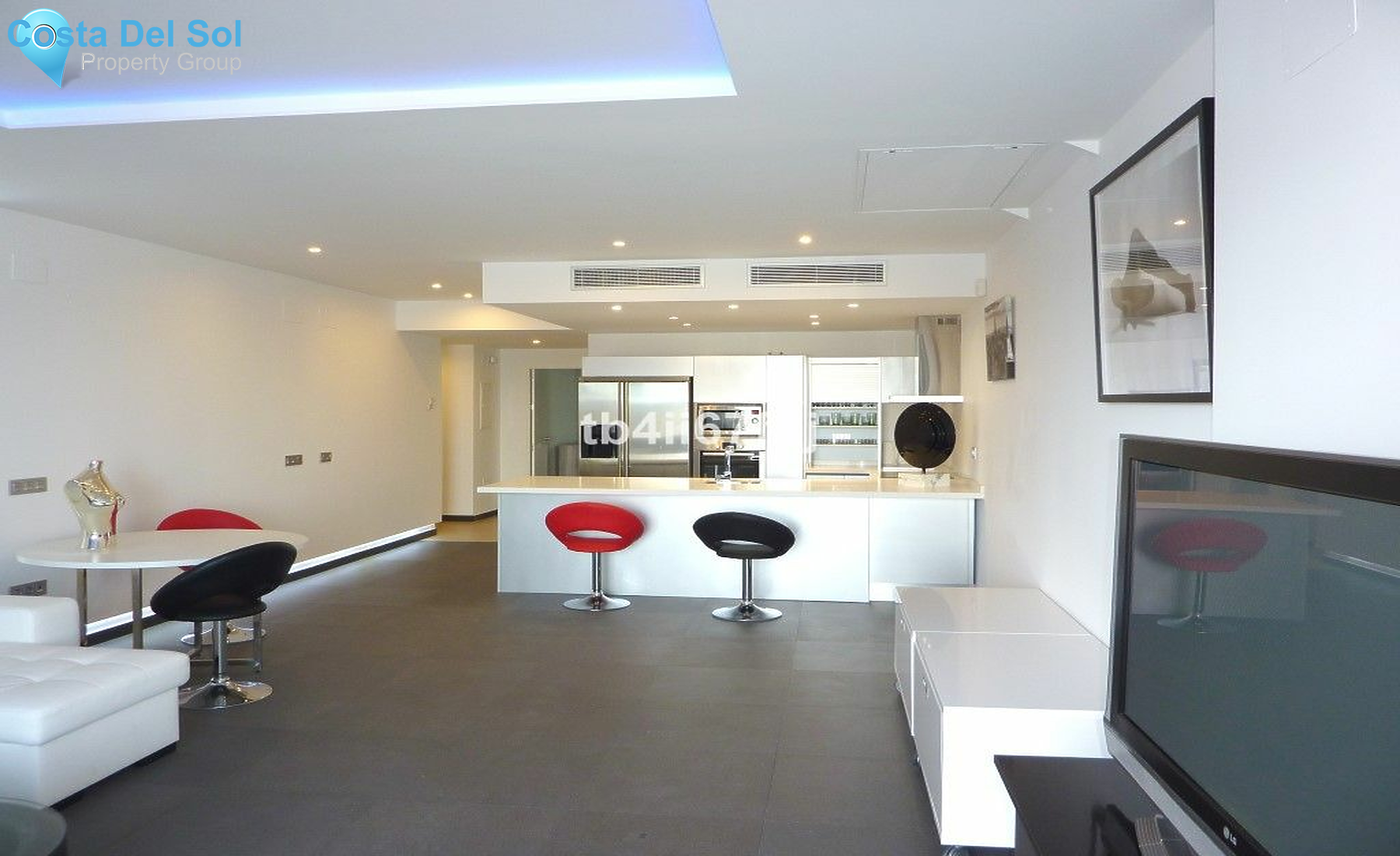 Middle Floor Apartment in Puerto Banús-1222764