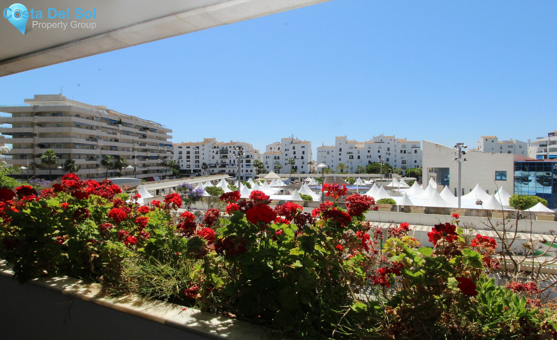 Middle Floor Apartment in Puerto Banús