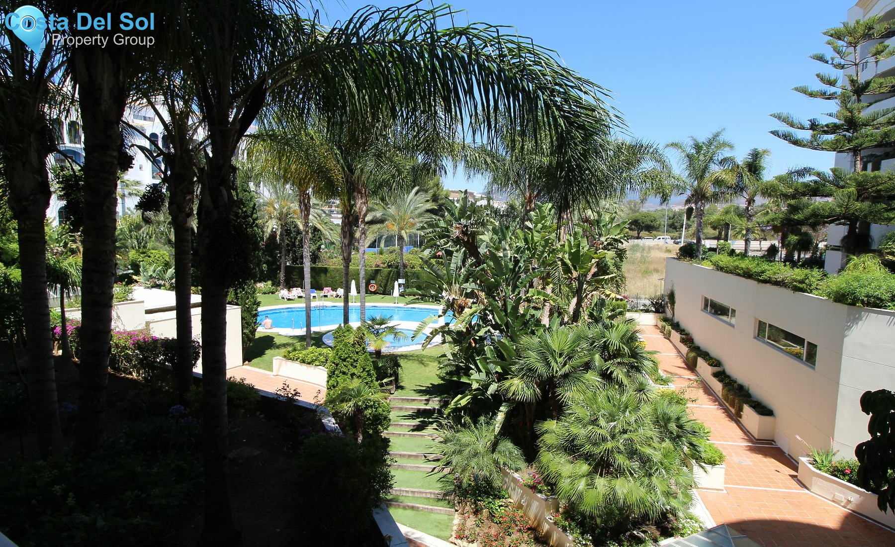 Middle Floor Apartment in Puerto Banús-1232383