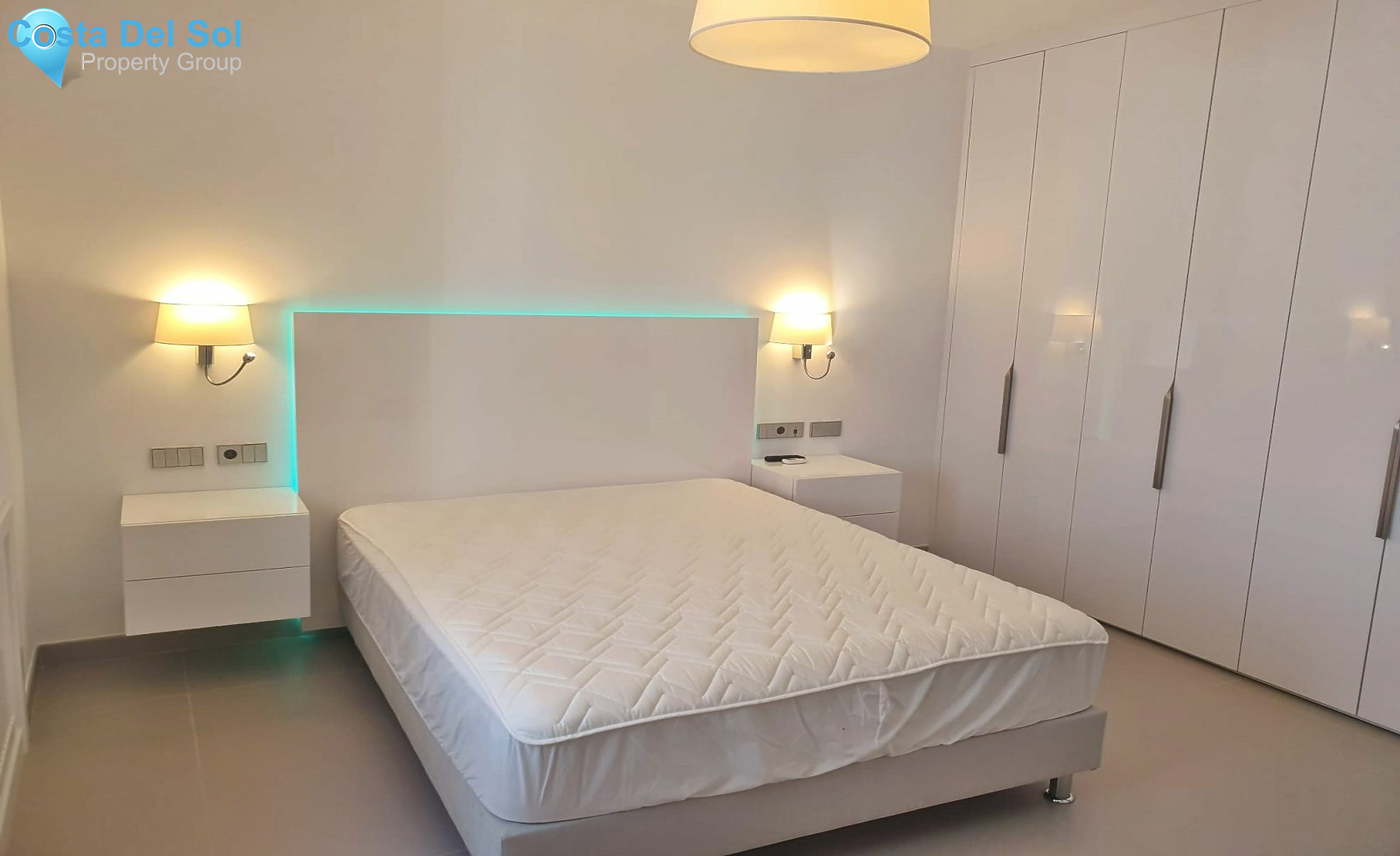 Middle Floor Apartment in Puerto Banús-1232581