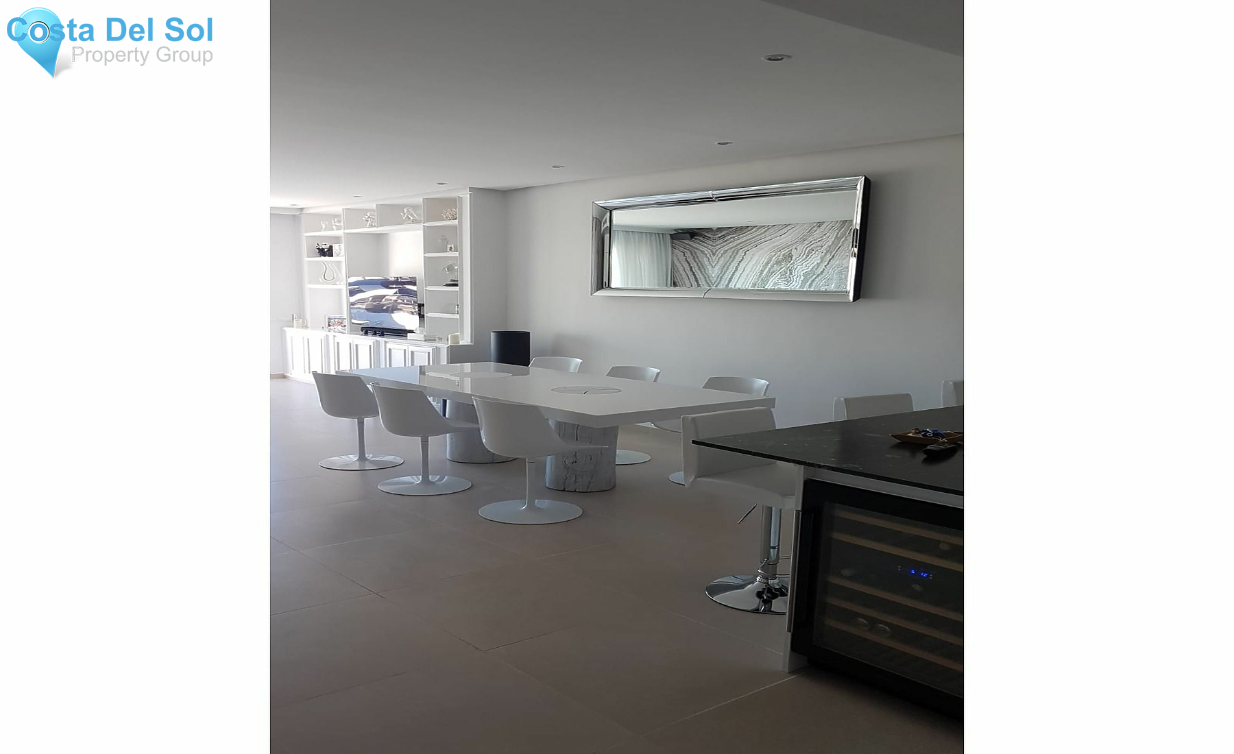 Middle Floor Apartment in Puerto Banús-1396360
