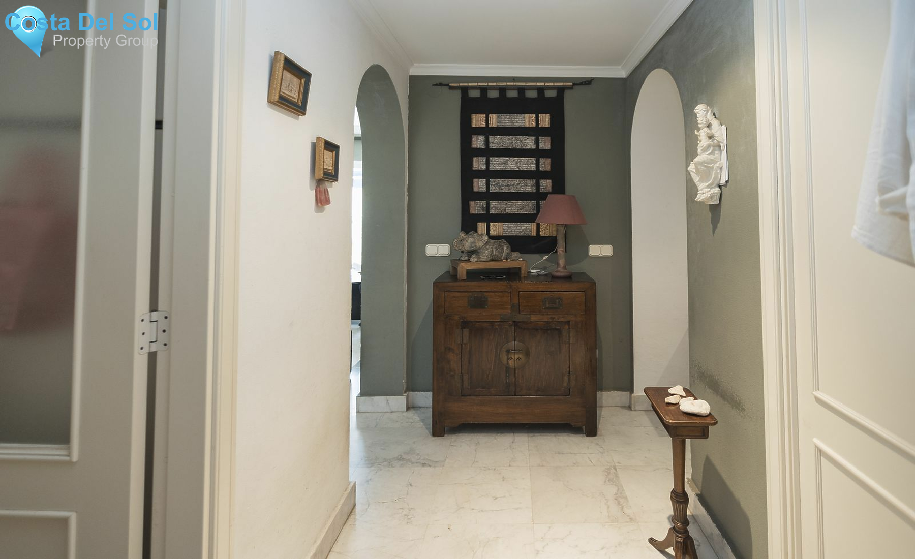 Middle Floor Apartment in Puerto Banús-1419934